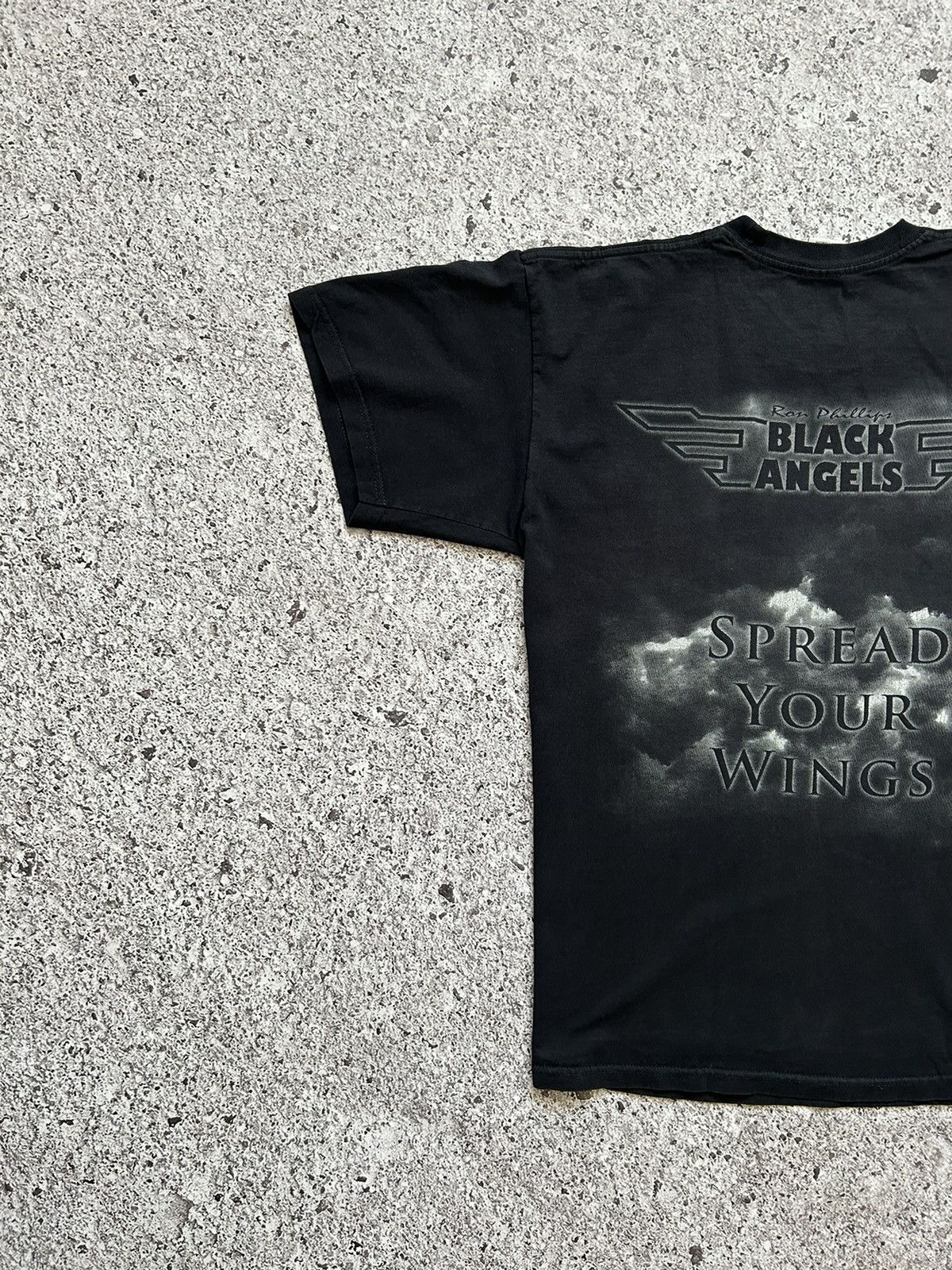 Band Tees × Vintage 2009 Ron Phillips Black Angles Spread Your Wings T-Shirt Size US L / EU 52-54 / 3 - 5 Thumbnail