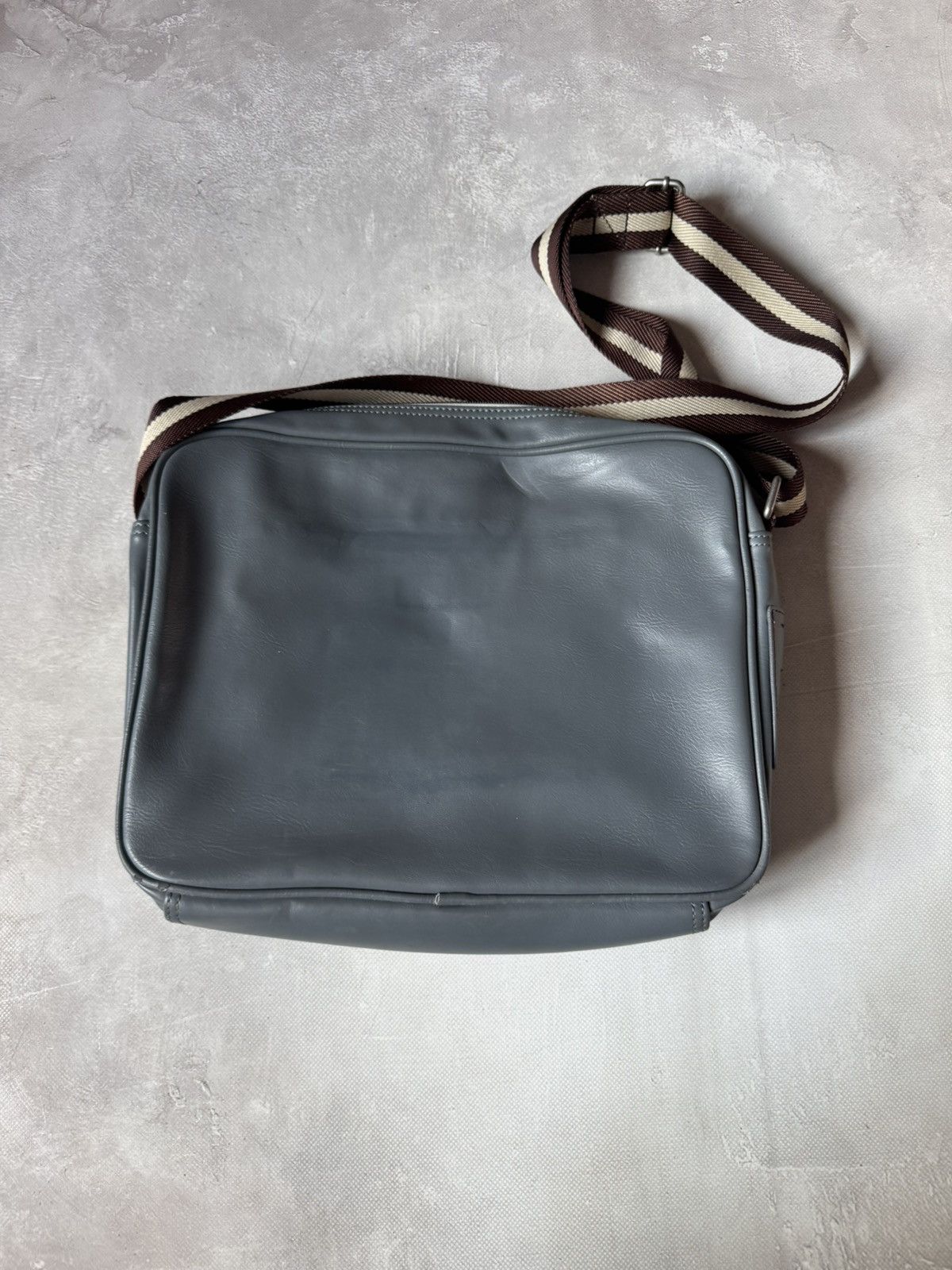 Diesel Vintage Diesel Crossbody Big Logo Y2k Bag Size ONE SIZE - 7 Thumbnail