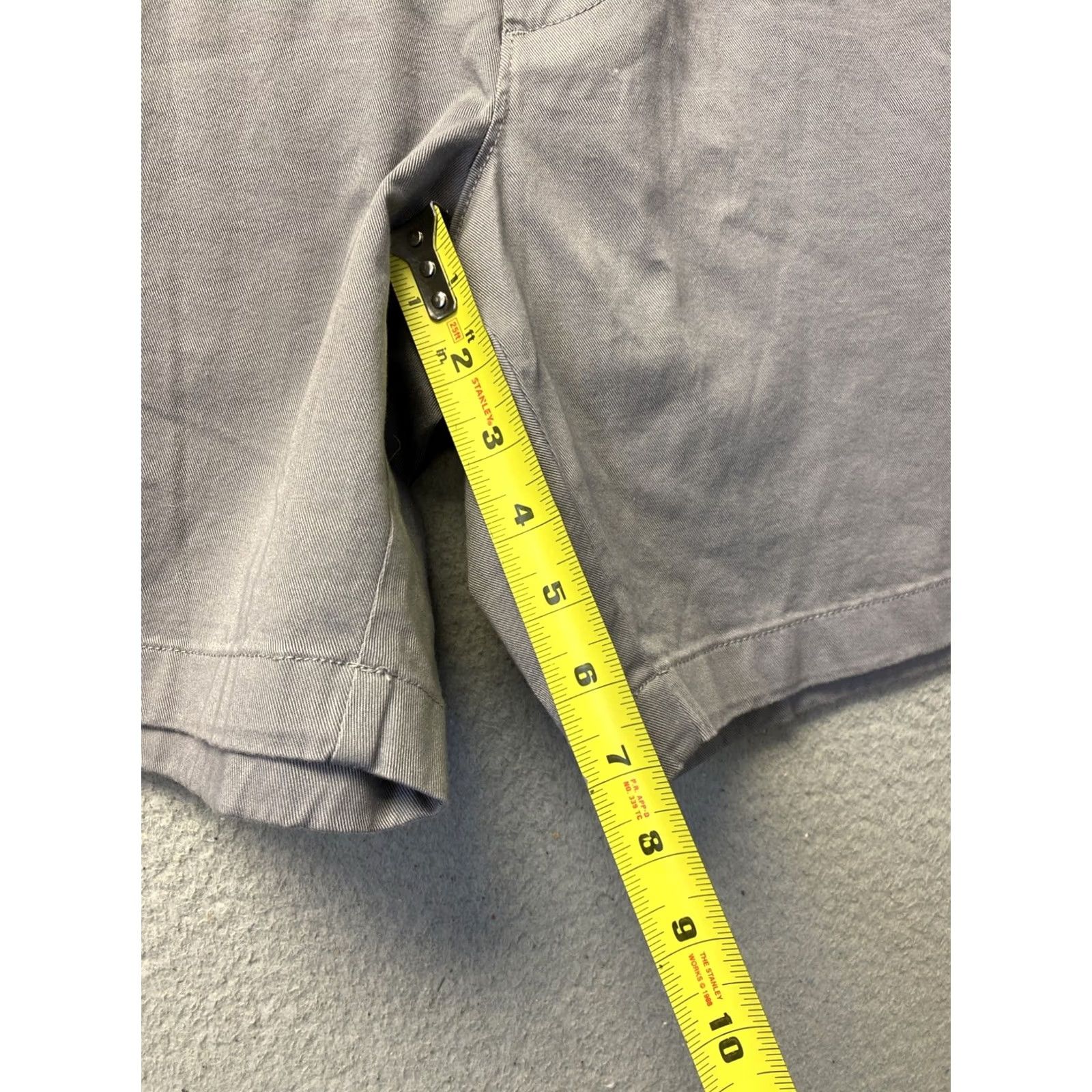 J.Crew J.CREW Shorts Mens 38 Gray 100% Cotton Chino Flat Front Button Zipper Casual /0863 Size US 38 / EU 54 - 6 Thumbnail