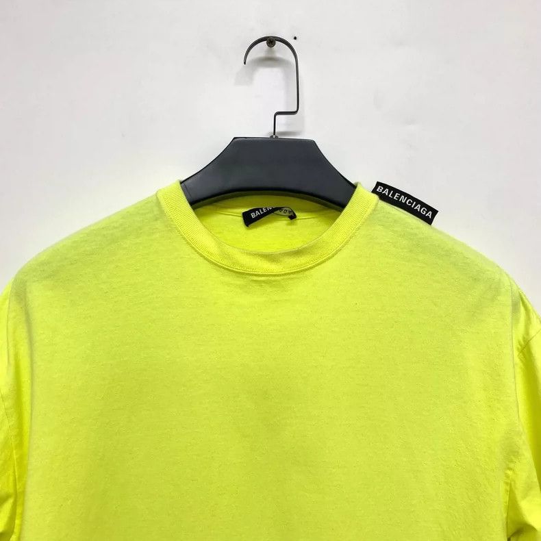 Balenciaga Balenciaga Fluorescent green short sleeve 2505-Nextarrow Size US S / EU 44-46 / 1 - 3 Thumbnail