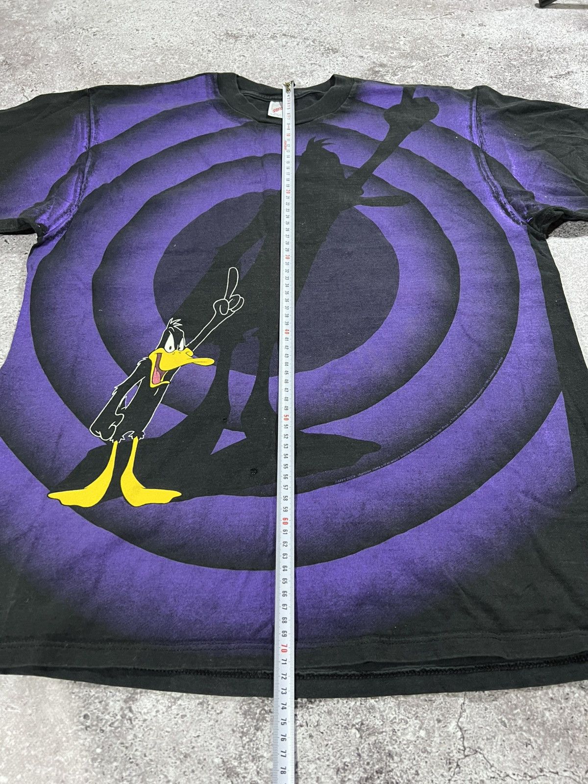 Warner Bros Vintage 1992 Daffy Duck Shadow T shirt Grail tee Size US XL / EU 56 / 4 - 7 Thumbnail