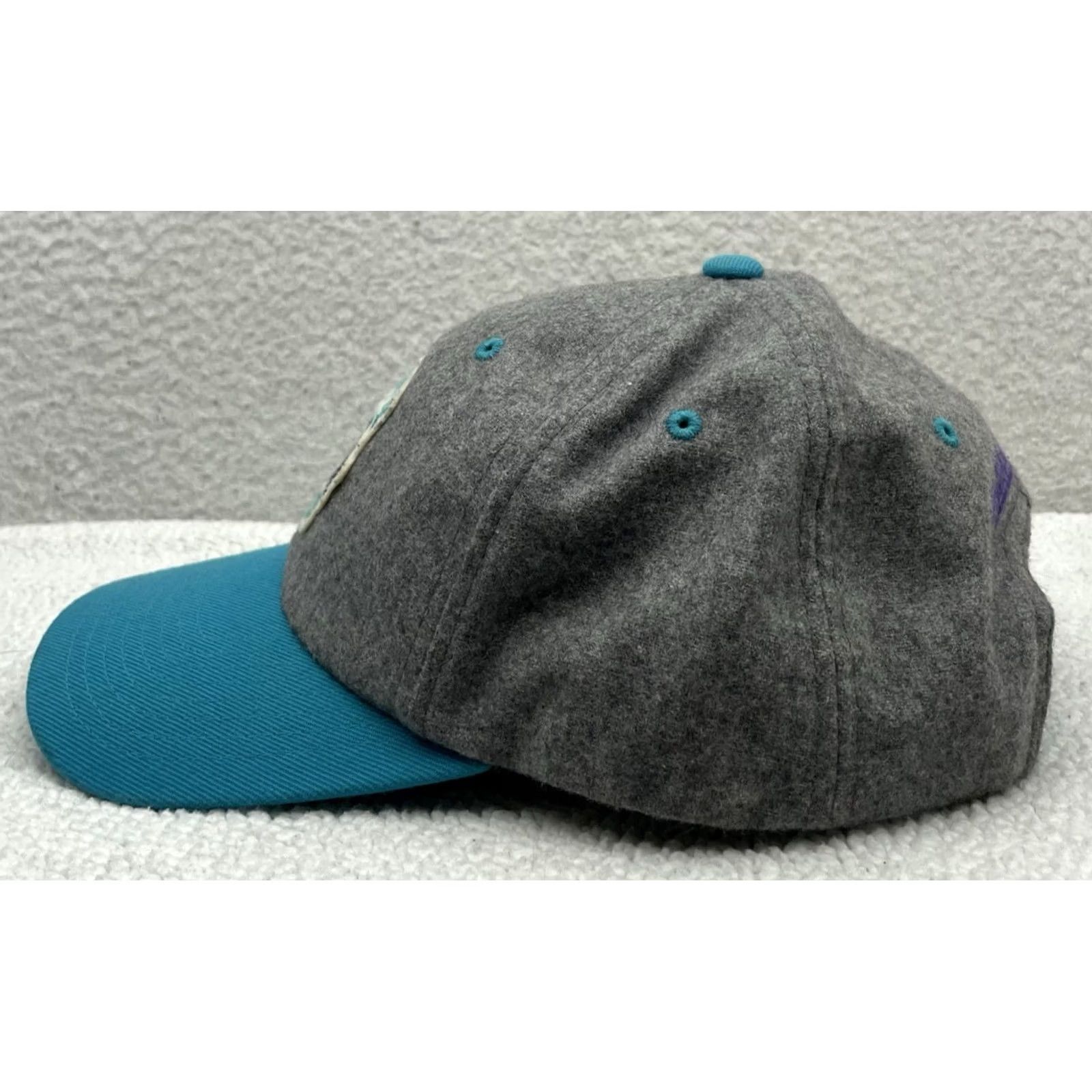 Mitchell & Ness Mitchell & Ness Charlotte Hornets Hat Snapback Wool Blend Gray Teal Hardwood Men Size ONE SIZE - 4 Thumbnail