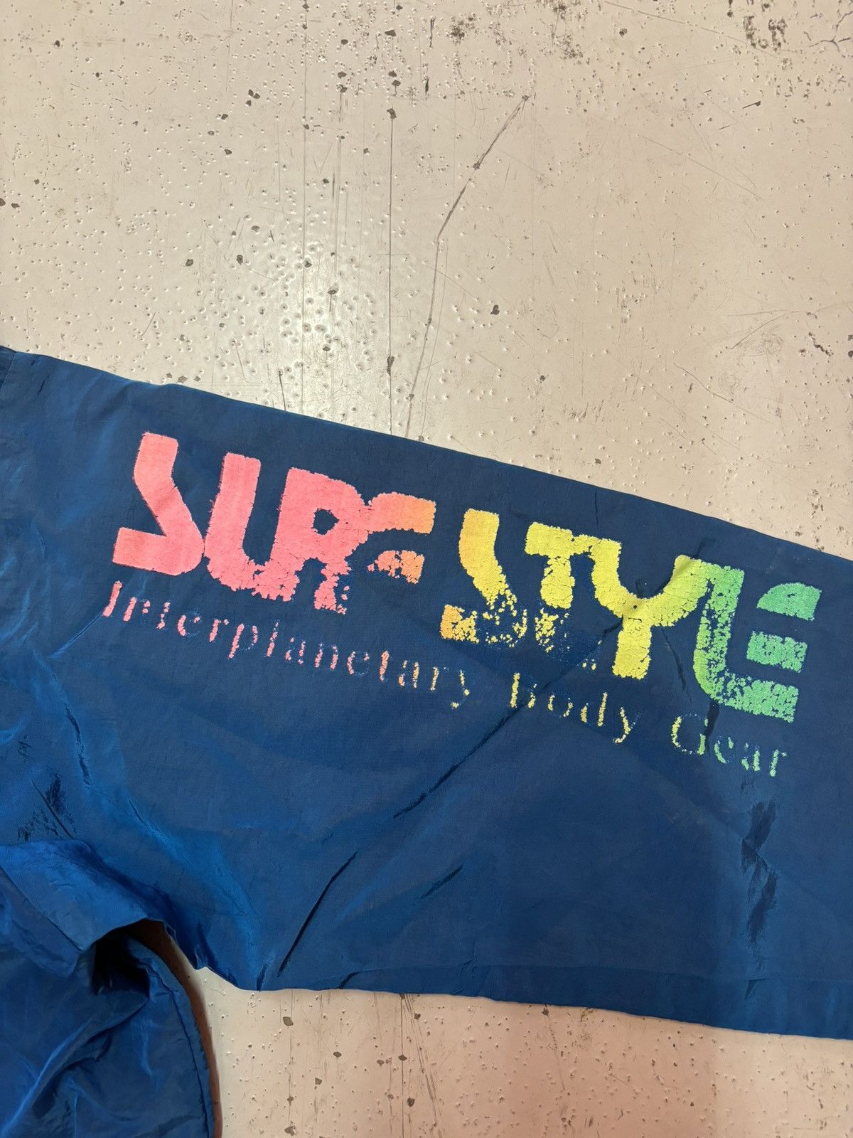 Vintage ***FINAL DROP***RARE 90s SURF STYLE OVERSIZED WINDBREAKER OS Size US XXL / EU 58 / 5 - 14 Thumbnail
