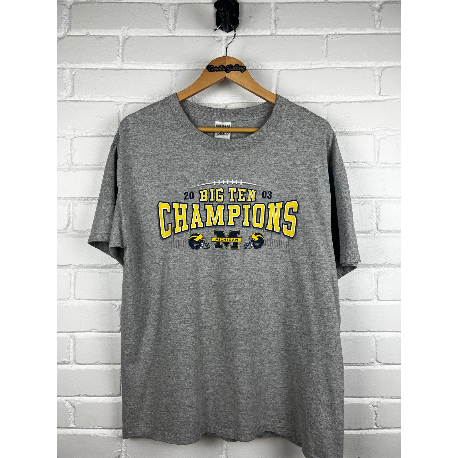 NCAA Vintage 2003 Michigan Wolverines Big Ten T Shirt Size L Size US L / EU 52-54 / 3 - 1 Thumbnail