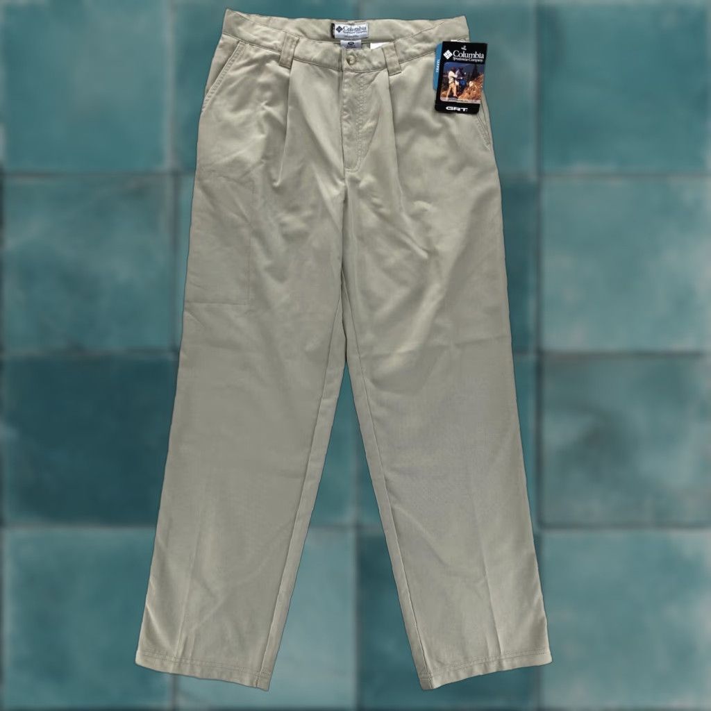 Vintage Columbia GRT Utility II Hiking Pants Mens 34x32 Fossil Beige Pleated Straight Size US 34 / EU 50 - 1 Thumbnail