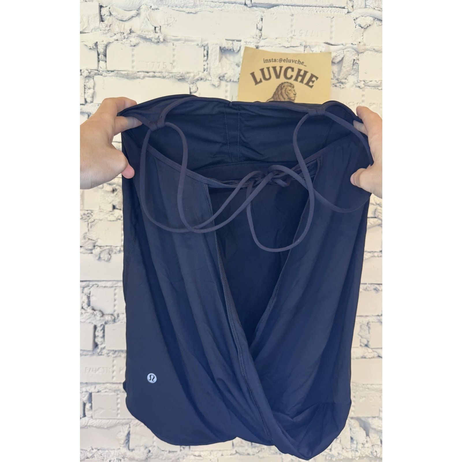 Lululemon Lululemon Womens S Black Strappy Back Tank Built In Bra Size S / US 4 / IT 40 - 4 Thumbnail