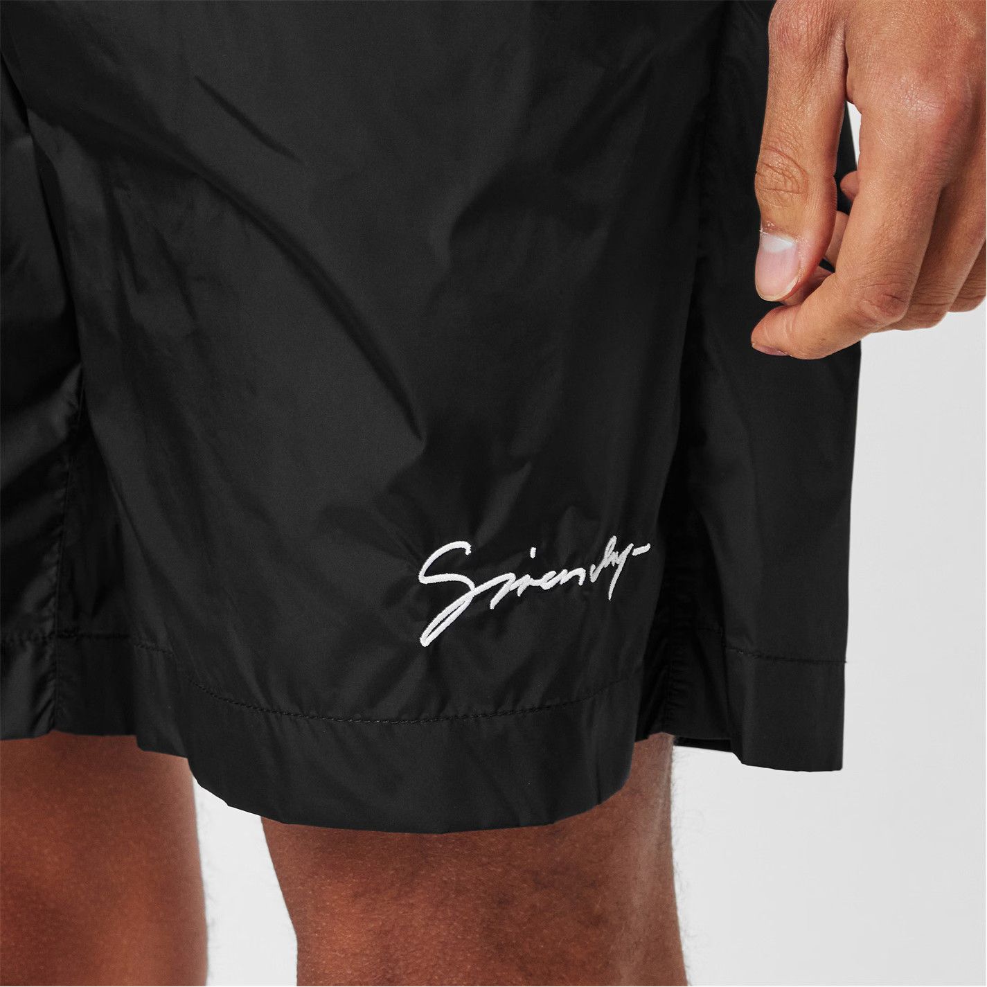 Givenchy o1g2r1mq0426 Quick Dry Swim Shorts in Black Size US 32 / EU 48 - 4 Thumbnail