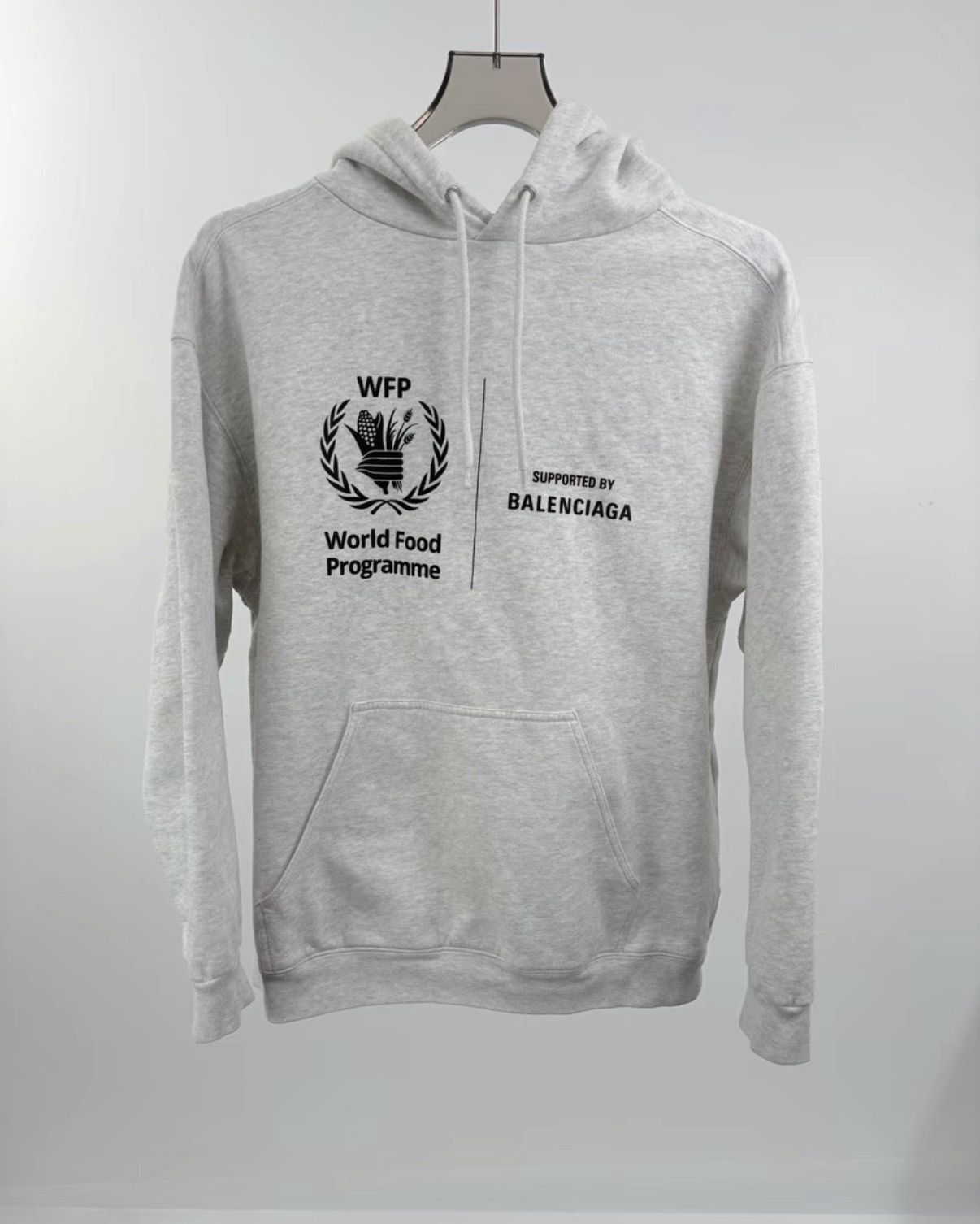 Balenciaga BALENCIAGA WFP Co-Branded Hoodie K1 Size US S / EU 44-46 / 1 - 1 Thumbnail