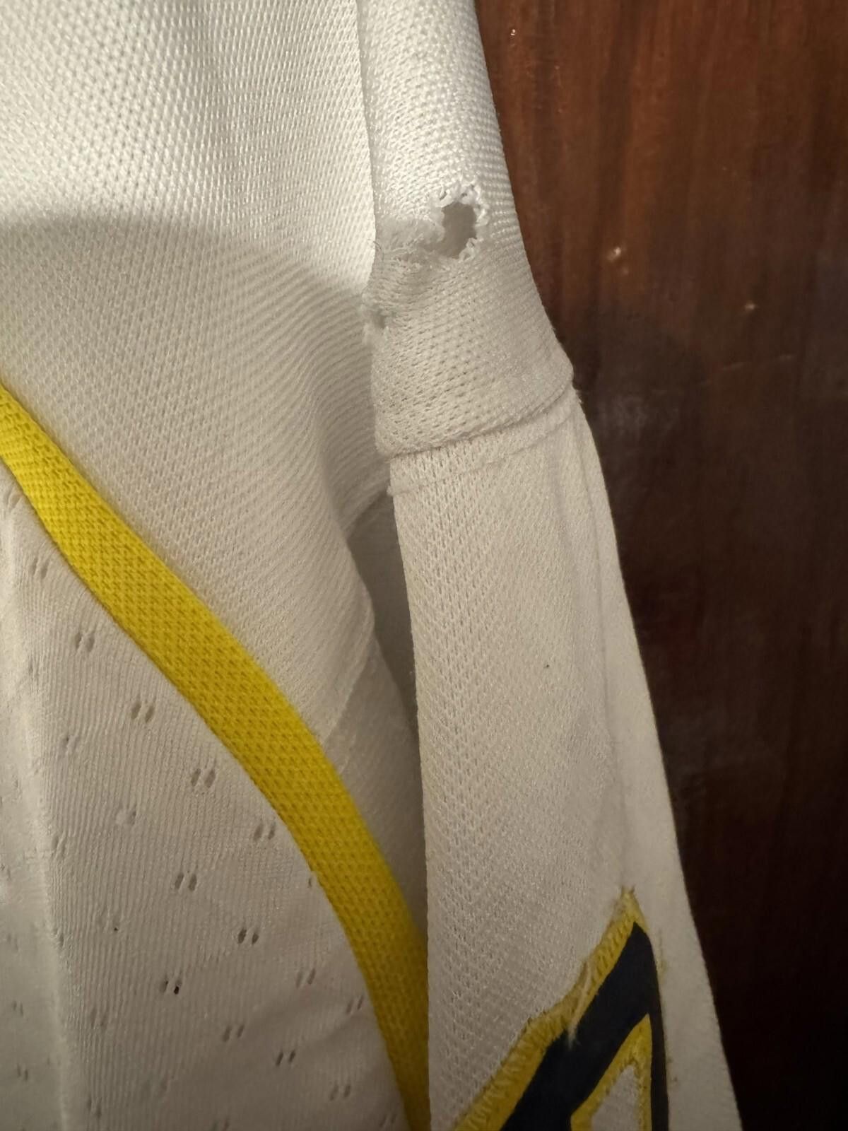 Adidas Michigan Wolverines Vintage Adidas #12 Jersey Size L White Size US L / EU 52-54 / 3 - 3 Thumbnail