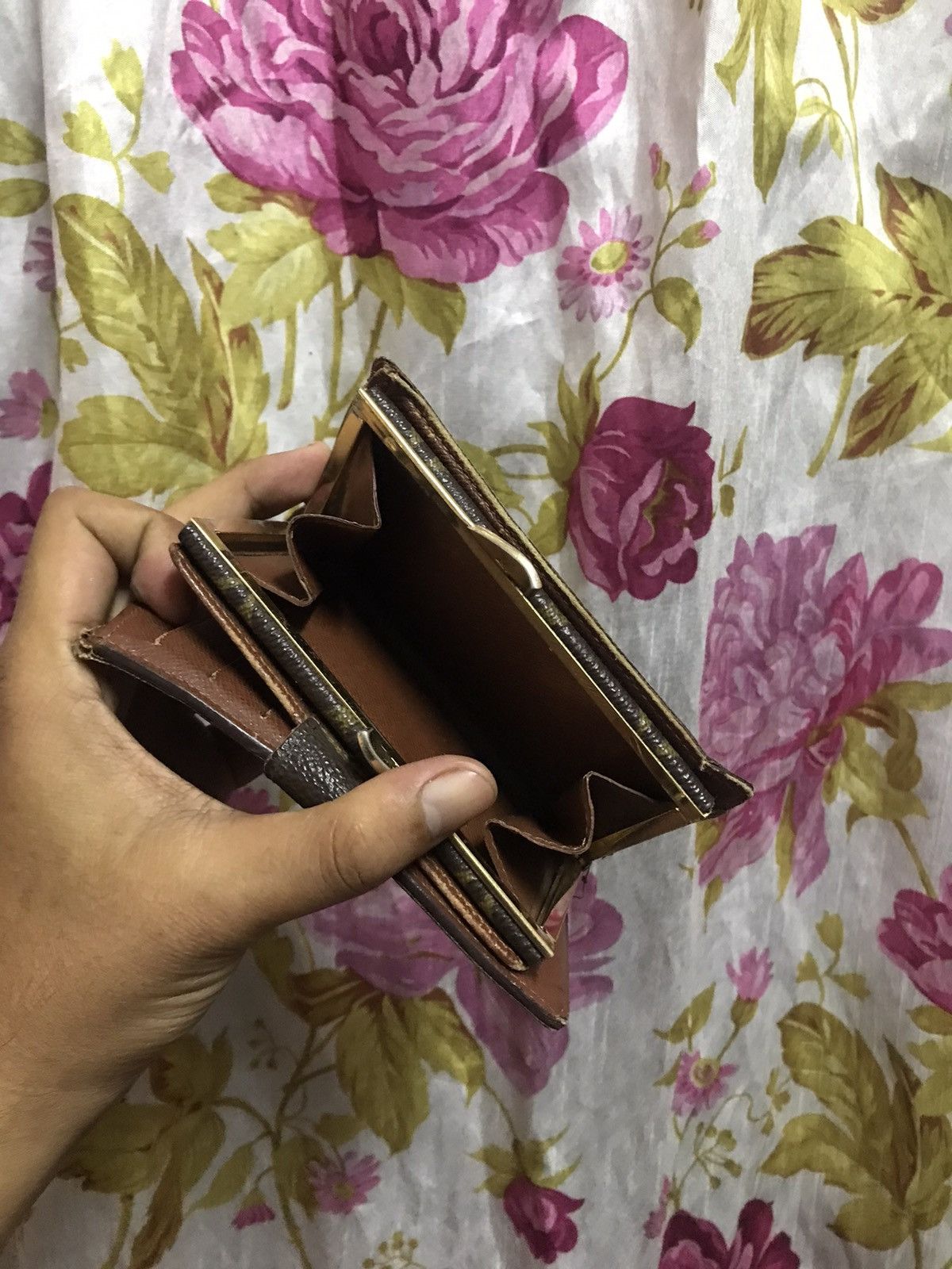 Louis Vuitton × Vintage Vintage Authentic Louis Vuitton Man Wallet Size ONE SIZE - 4 Thumbnail