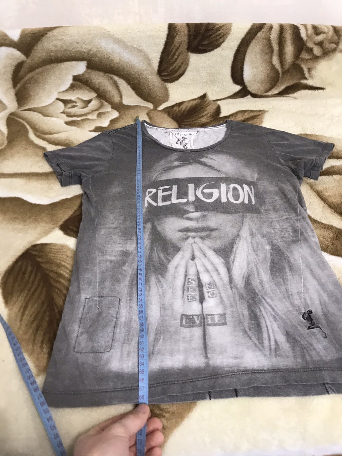 Band Tees 🔥 Vintage Y2K Religion London Streetwear Japan T Shirt Size US S / EU 44-46 / 1 - 7 Thumbnail