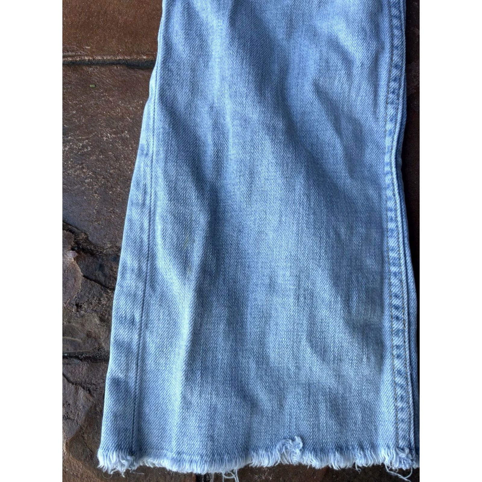 Vintage We The Free Bootcut Flare Jeans Women’s 28x27 Distressed Button Fly Blue Jeans Size 28" / US 6 / IT 42 - 5 Thumbnail