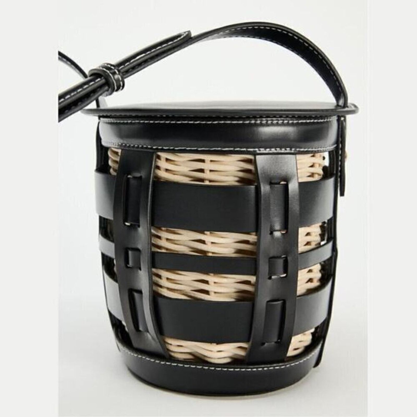 Zara ZARA Bucket Bag NWT Size ONE SIZE - 1 Thumbnail