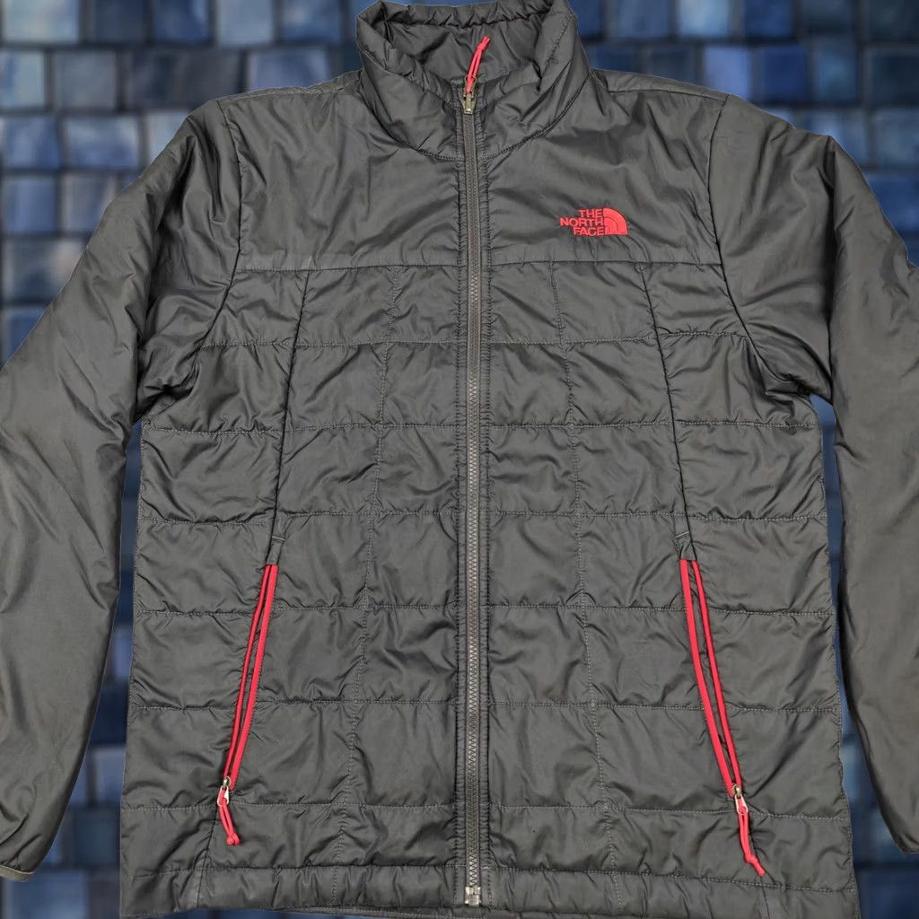 The North Face The North Face Jacket Mens M Black Red Insulated Puffer Zip Pockets Size US M / EU 48-50 / 2 - 1 Thumbnail