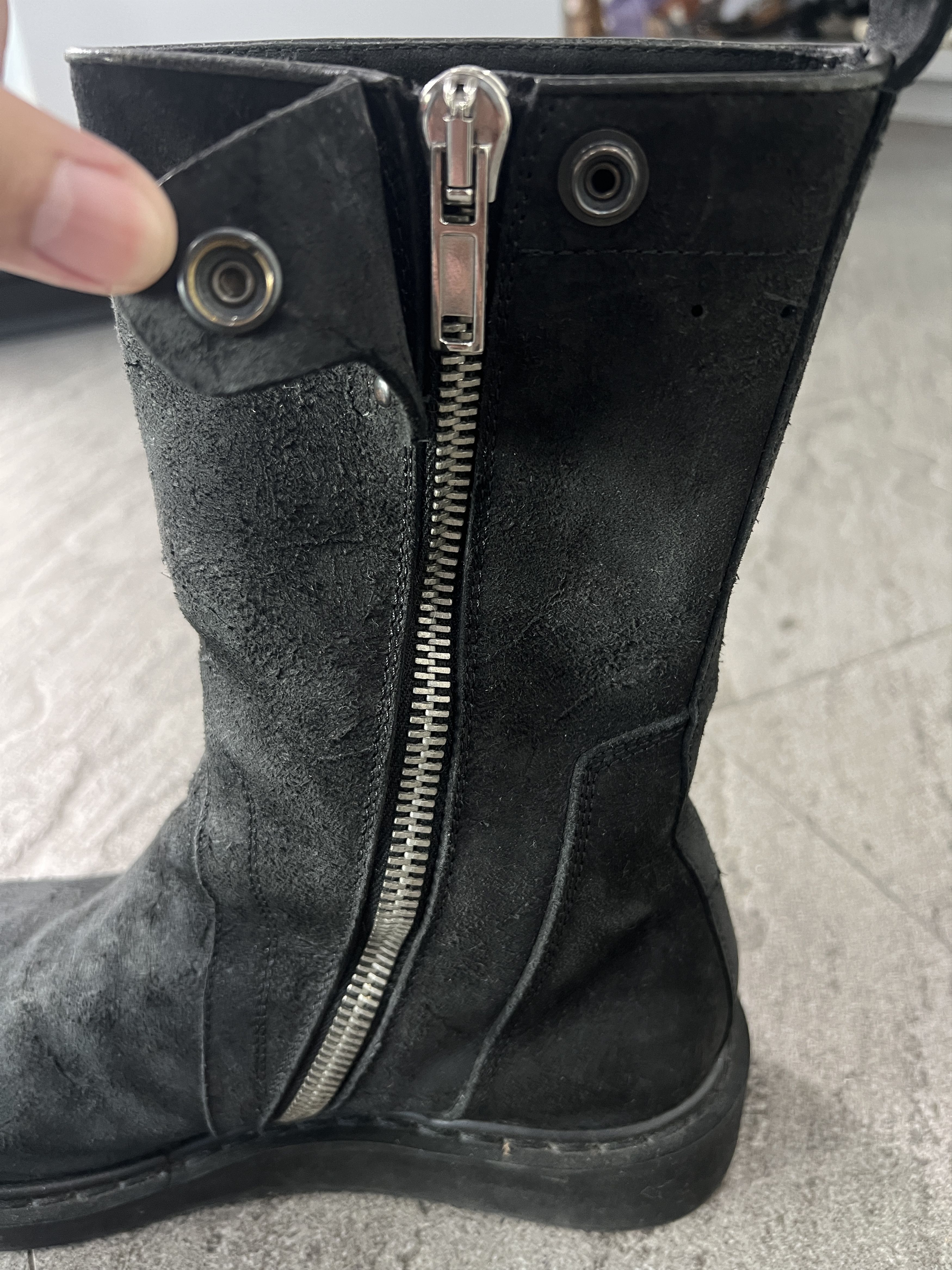 Rick Owens Rick Owens Distressed Leather Zip Boots Black EU41 Size US 8 / EU 41 - 9 Thumbnail
