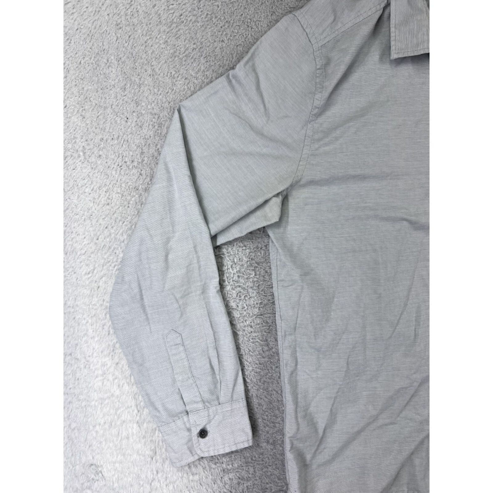 TravisMathew Travis Mathew Shirt Mens XL Gray Stripe Button-Up Long Sleeve Slim Fit Size US XL / EU 56 / 4 - 6 Thumbnail