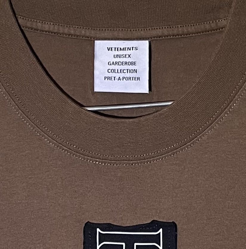 Vetements VETEMENTS Metal Patch Logo Tee Size US S / EU 44-46 / 1 - 2 Thumbnail