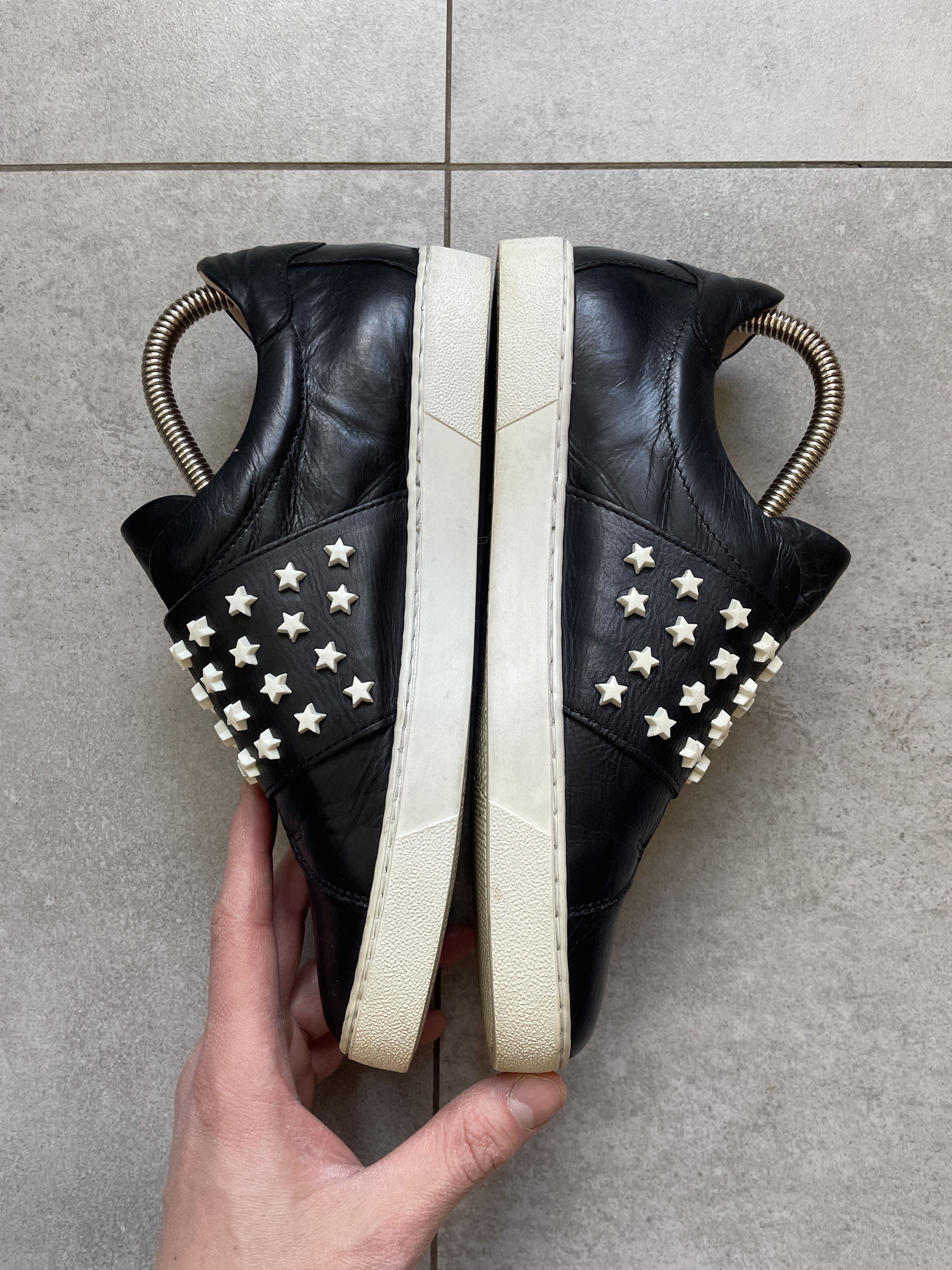 Valentino VALENTINO TYOE STARS VELCRO BLACK LEATHER SNEAKERS Size US 8 / IT 38 - 4 Thumbnail