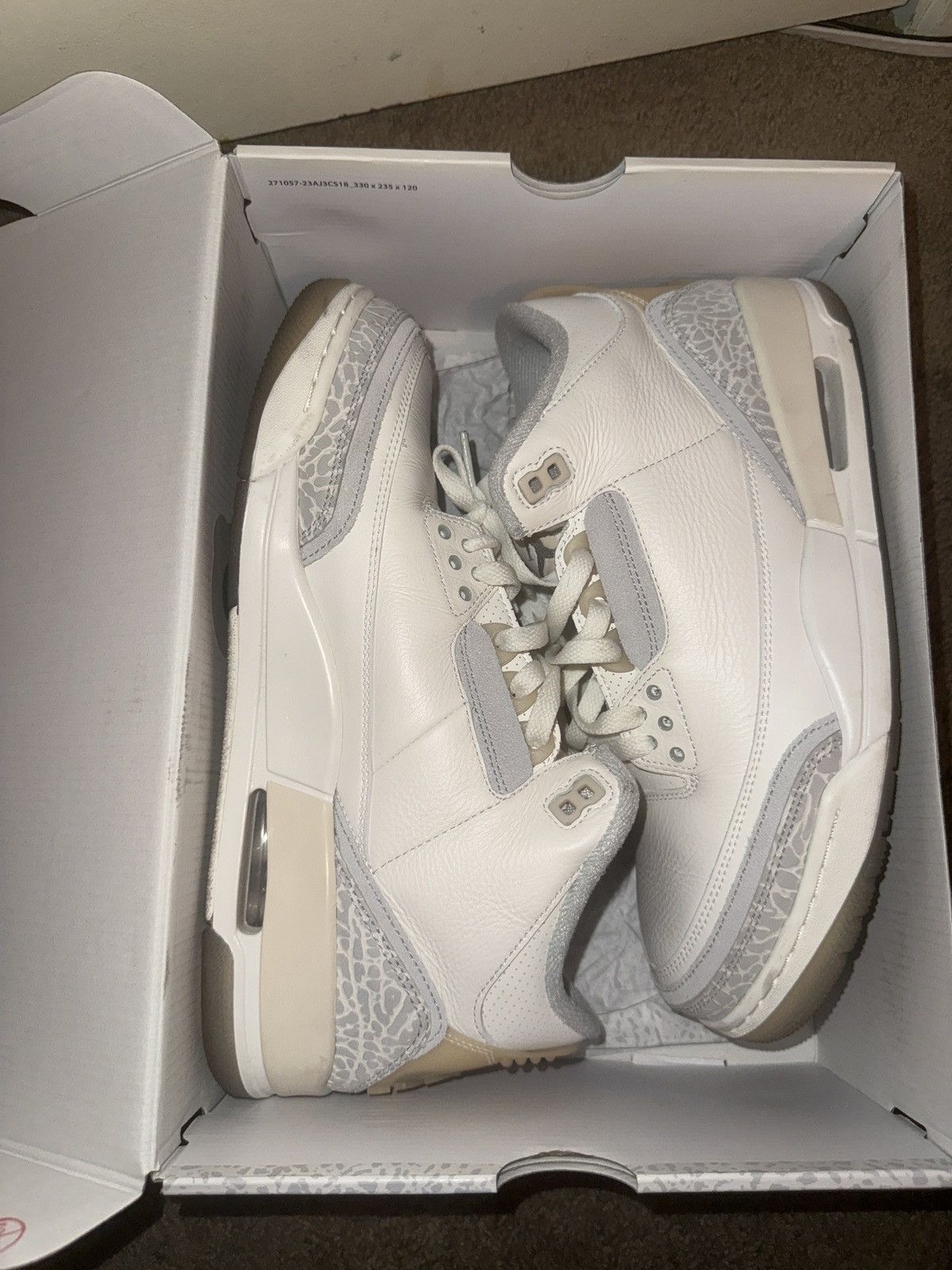 Jordan Brand 2024 Air Jordan 3 Retro SE Craft Ivory Size US 10 / EU 43 - 1 Thumbnail