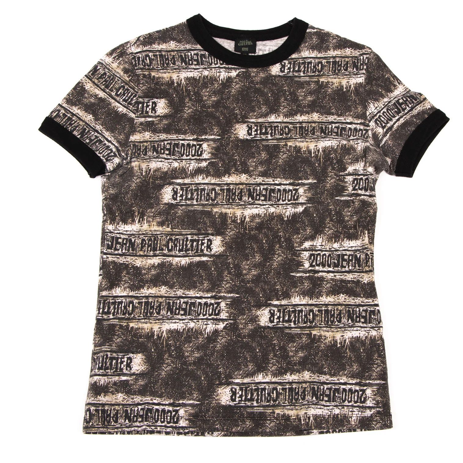2000 Logo Print T-Shirt in Black Size 48