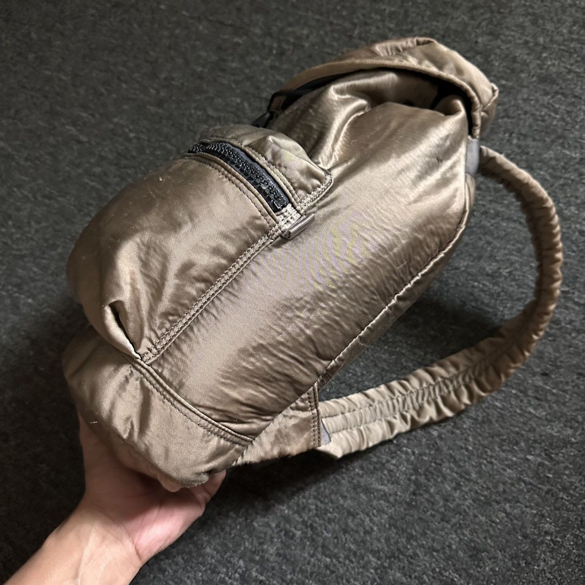 Yohji Yamamoto YOHJI YAMAMOTO YSACCS JAPAN MADE PARACHUTE SUN FADE BAG Size ONE SIZE - 10 Thumbnail