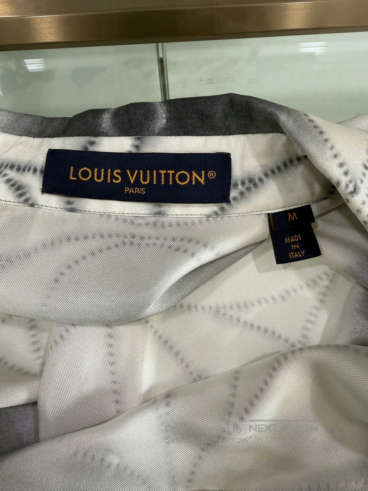 Louis Vuitton Louis Vuitton Ink Flower Knit Shirt M. Size US M / EU 48-50 / 2 - 3 Thumbnail