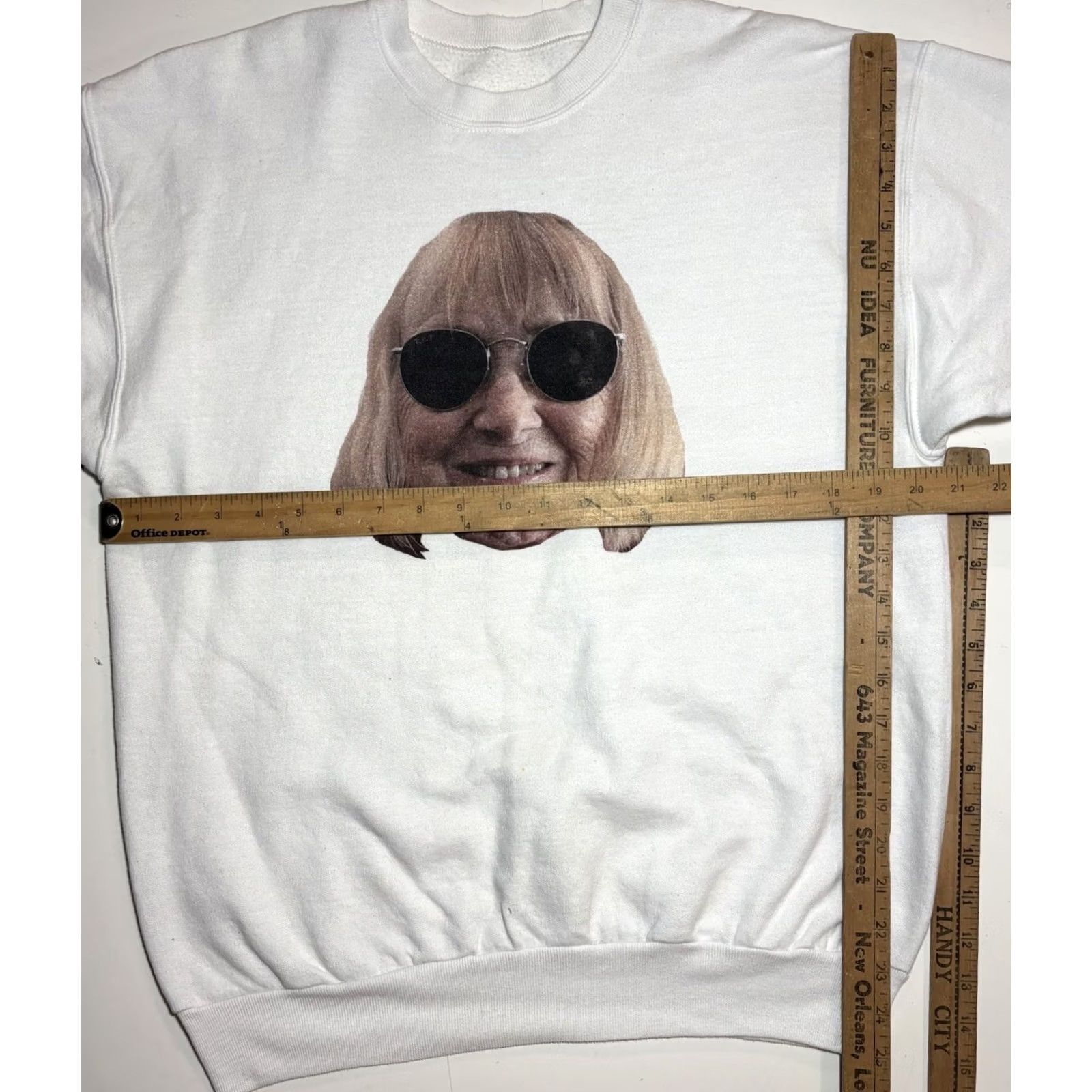 Hanes YouTube Drew Monson Sweatshirt Adult M White Crewneck Grandma Cool Grandmother Size US M / EU 48-50 / 2 - 5 Thumbnail
