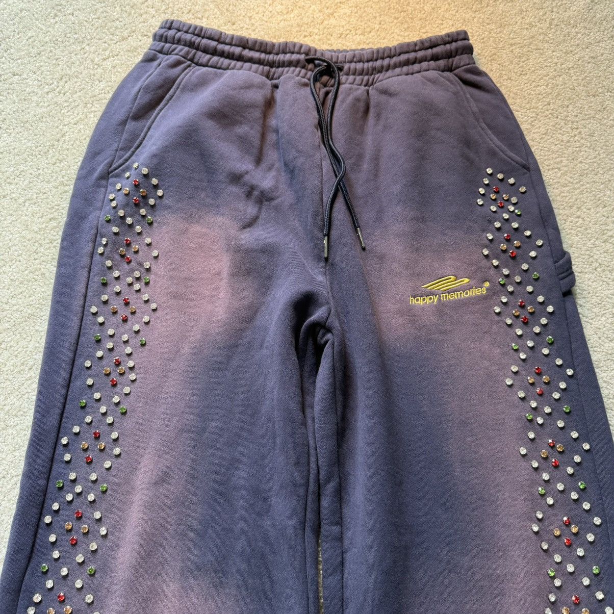HMDD HMDD Happy Memories Don’t Die Crystal Sweats Size US 34 / EU 50 - 2 Thumbnail