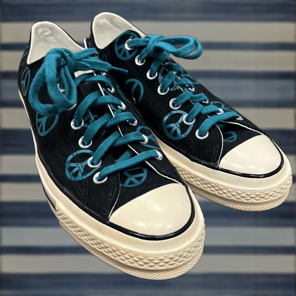 Converse VINTAGE CONVERSE Chuck 70 OX Black Canvas Peace Print Sneakers Men Adult 9.5 Black Logo Casual 90s Theme Mens Size US 9.5 / EU 42-43 - 1 Thumbnail