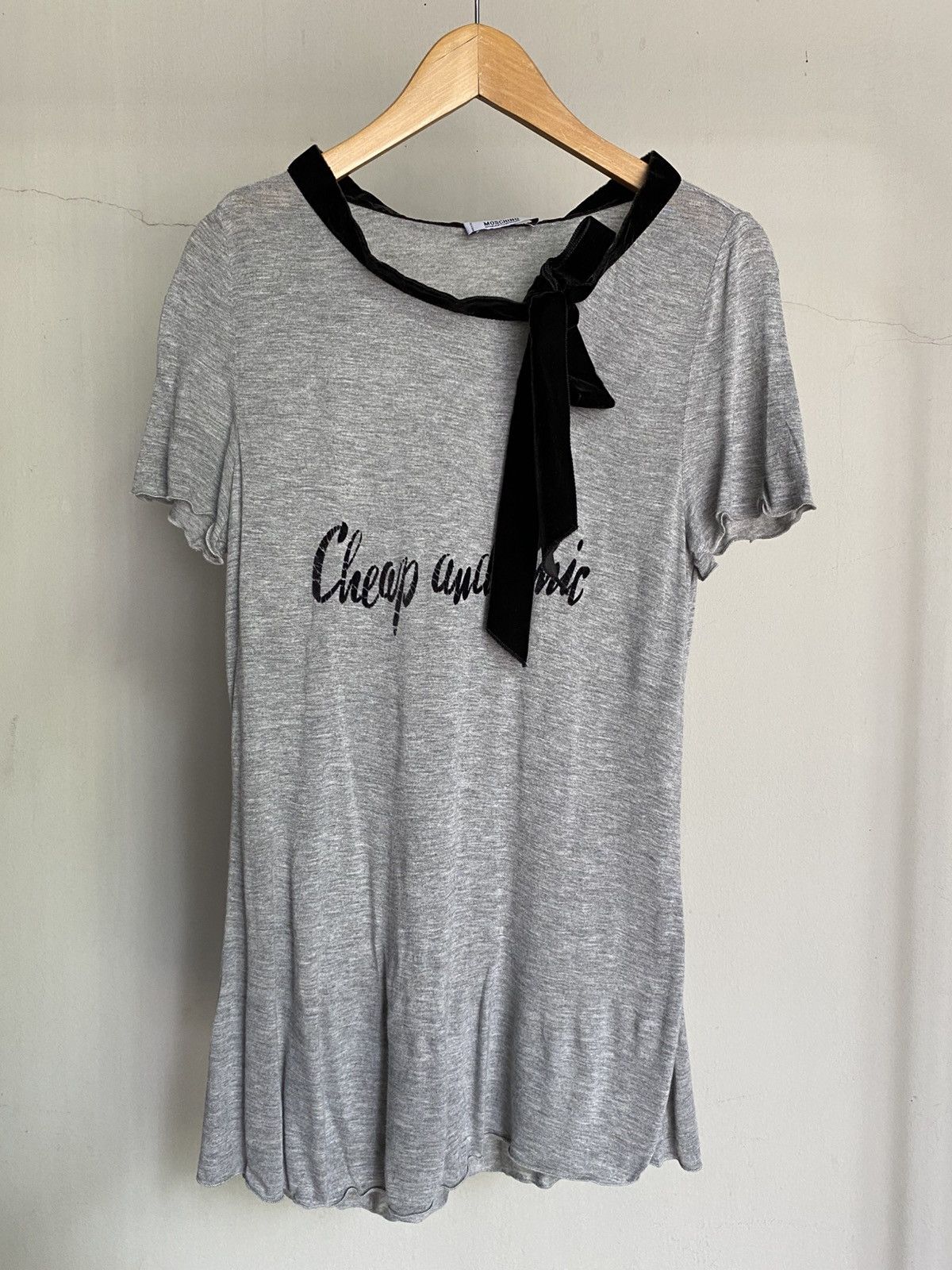 Moschino MOSCHINO Grey Velvet T-Shirt with Black Logo Print. Size ONE SIZE - 3 Thumbnail