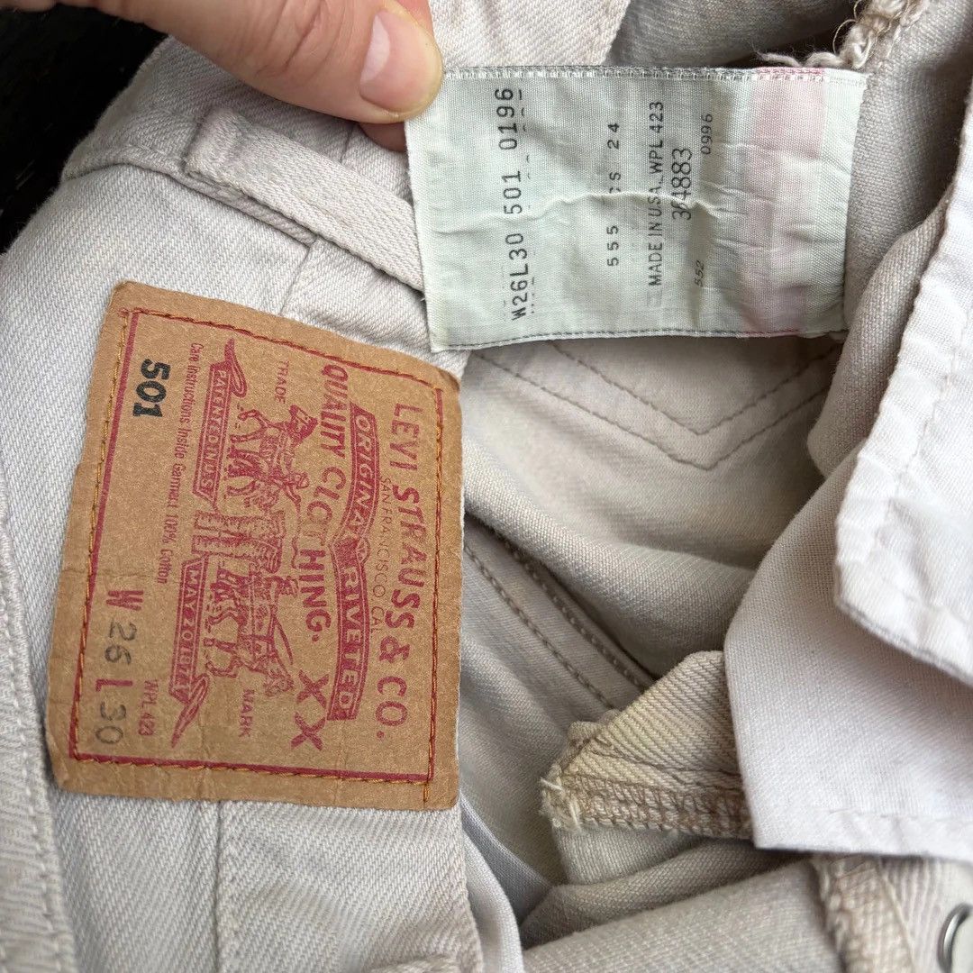 Levi's Levi’s 501 1990 90s Vintage W26 USA Made Light Denim Jeans Size US 26 / EU 42 - 4 Thumbnail