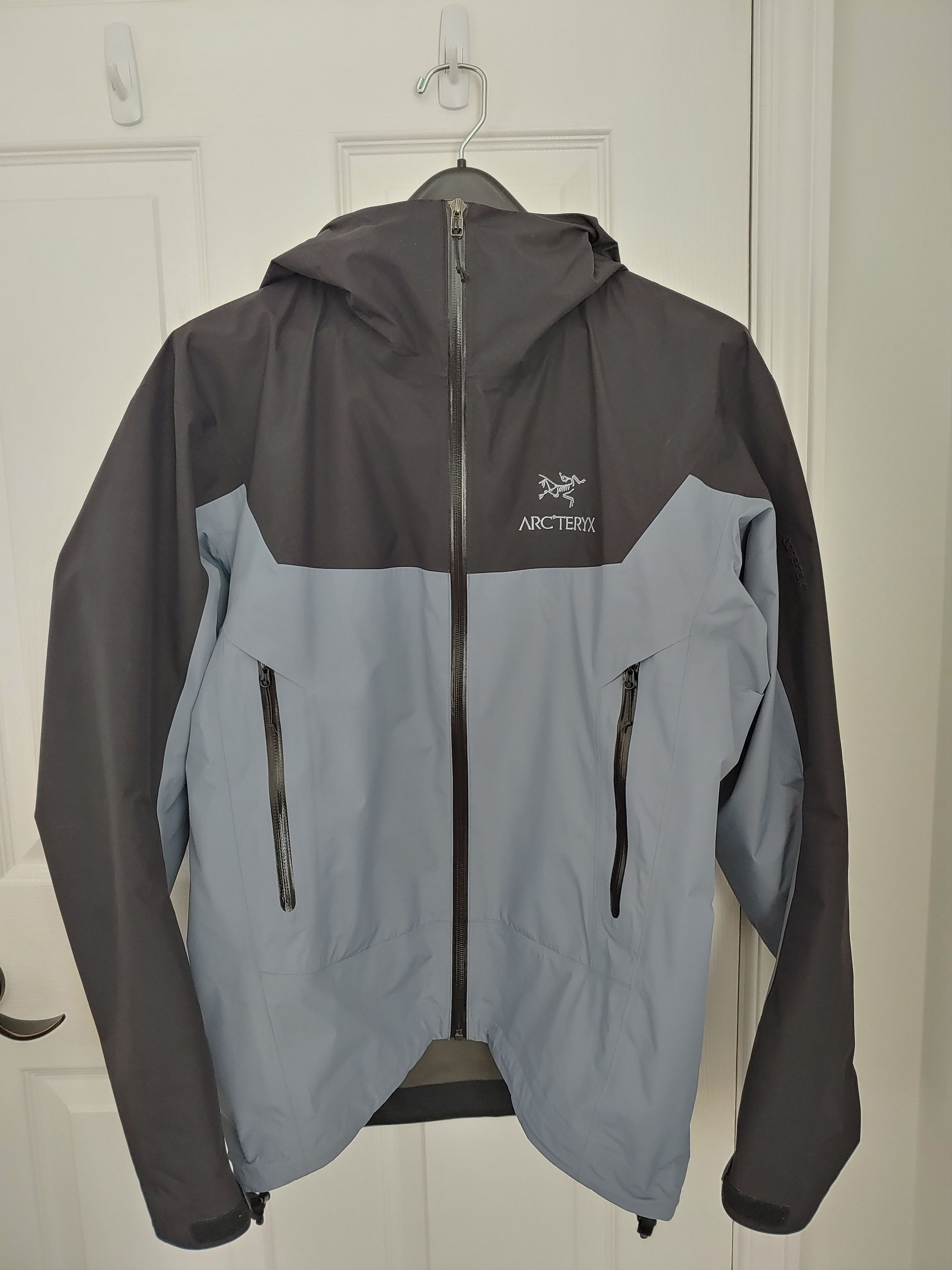 Arc'teryx Arcteryx x BEAMS Beta SL men's size medium Size US M / EU 48-50 / 2 - 1 Thumbnail