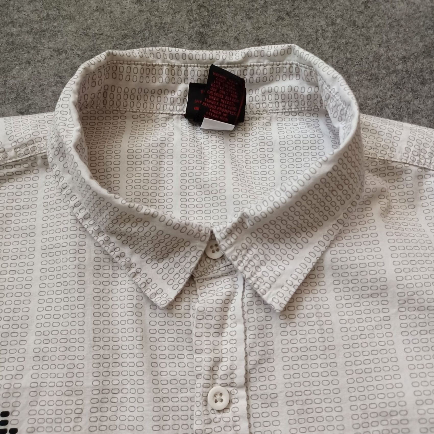 Vintage Stranger Things Mens Shirt XL Our Universe Woven Hellfire Demogorgon Button Up Size US XL / EU 56 / 4 - 6 Thumbnail