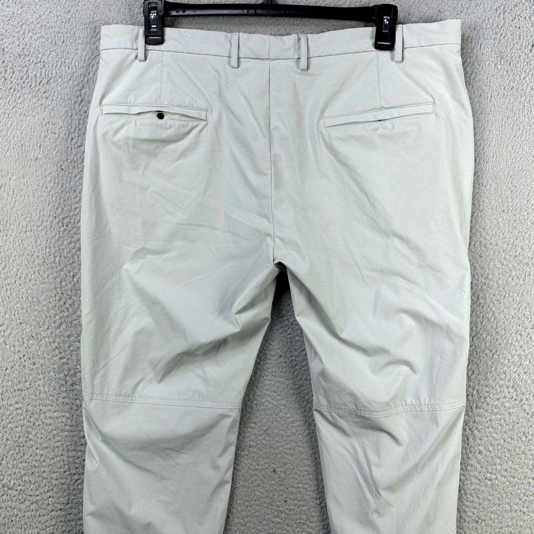 Calvin Klein Calvin Klein Pants Hiking Mens 40X30 Light Gray Slim Fit Performance Stretch NEW Size US 40 / EU 56 - 2 Thumbnail