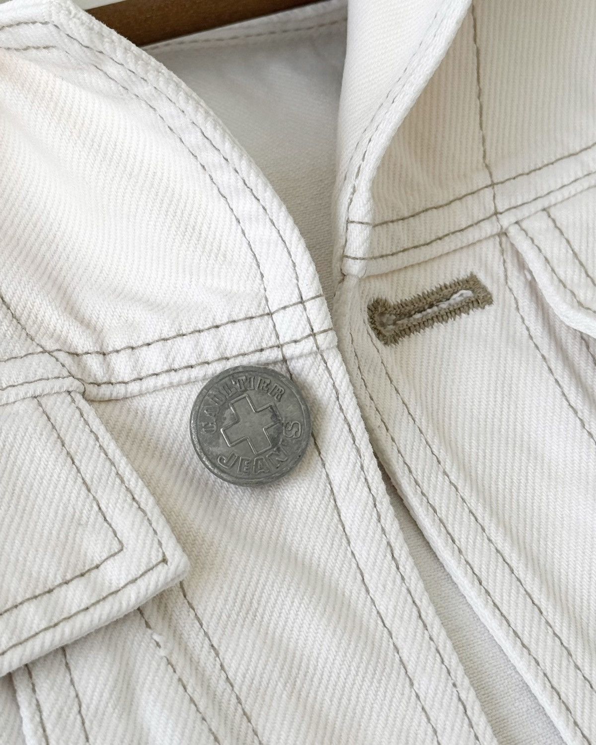 Jean Paul Gaultier VINTAGE90s JEAN PAUL GAULTIER OFF WHITE CROPPED DENIM JACKET Size S / US 4 / IT 40 - 7 Thumbnail