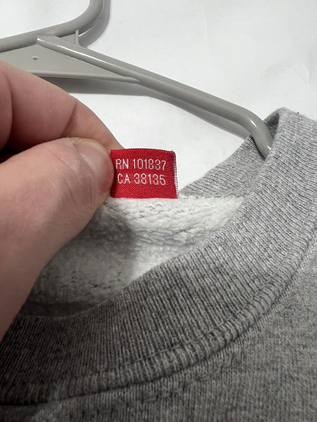 Supreme Supreme Grey Pullover Orange Logo - Size Medium Size US M / EU 48-50 / 2 - 5 Thumbnail