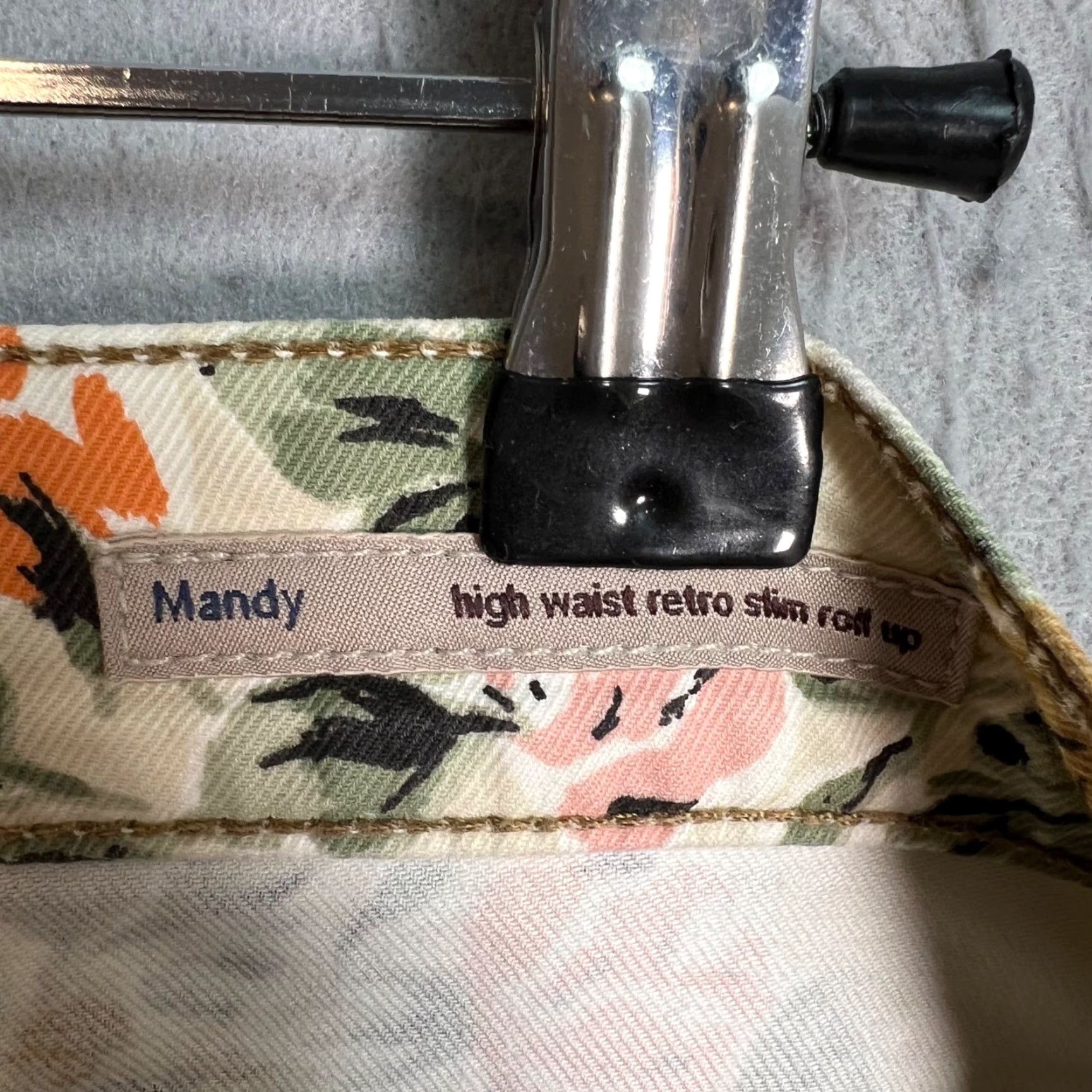 Citizens Of Humanity Citizens Of Humanity Womens 25 Mandy High Waist Retro Slim Jeans Floral 5-Pocket Denim Beige Vintage No Size 42" / US 20 - 5 Thumbnail