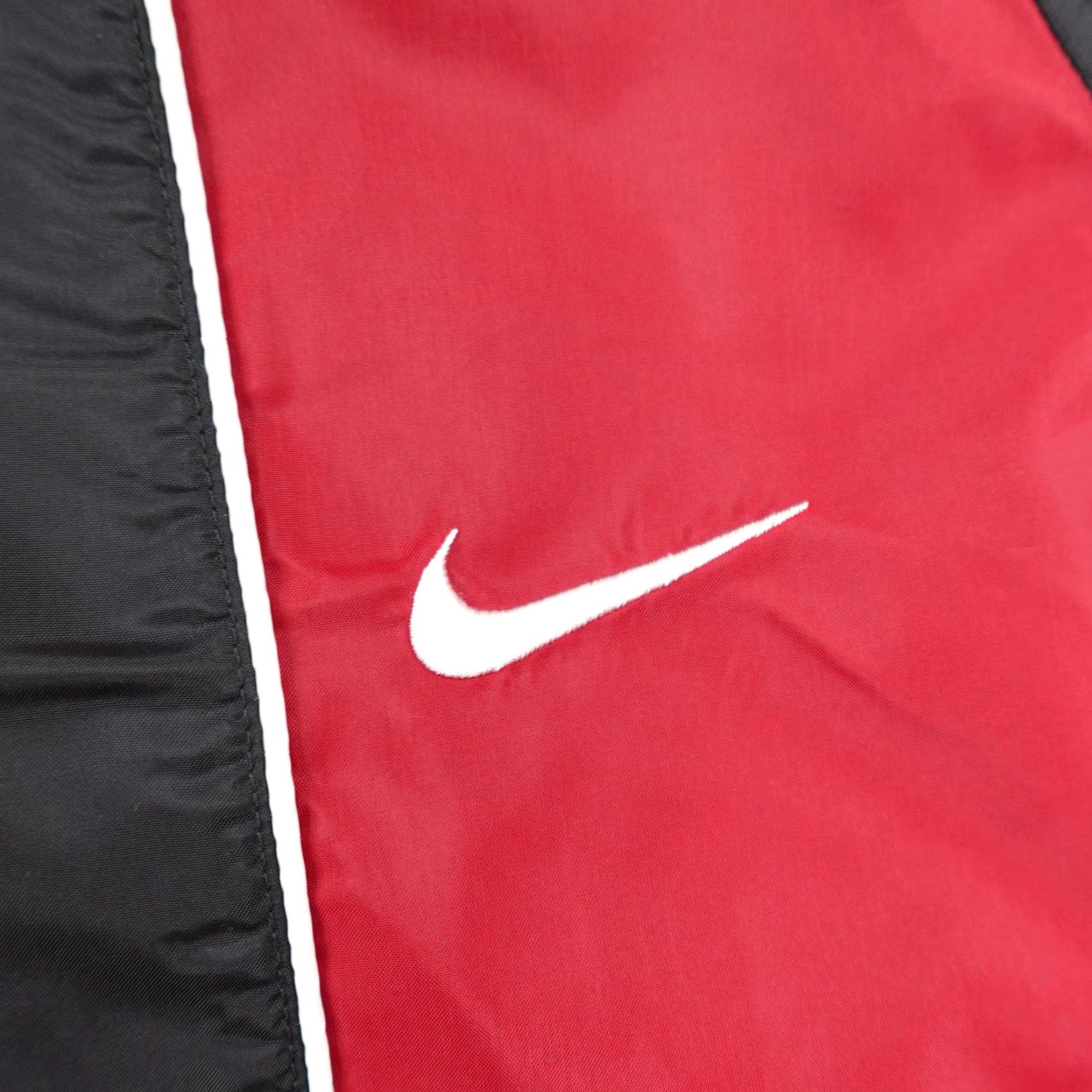 Nike Vintage Nike Jacket Mens XL Black Red Windbreaker Full Zip Track Coat Swoosh 90s Size US XL / EU 56 / 4 - 3 Thumbnail