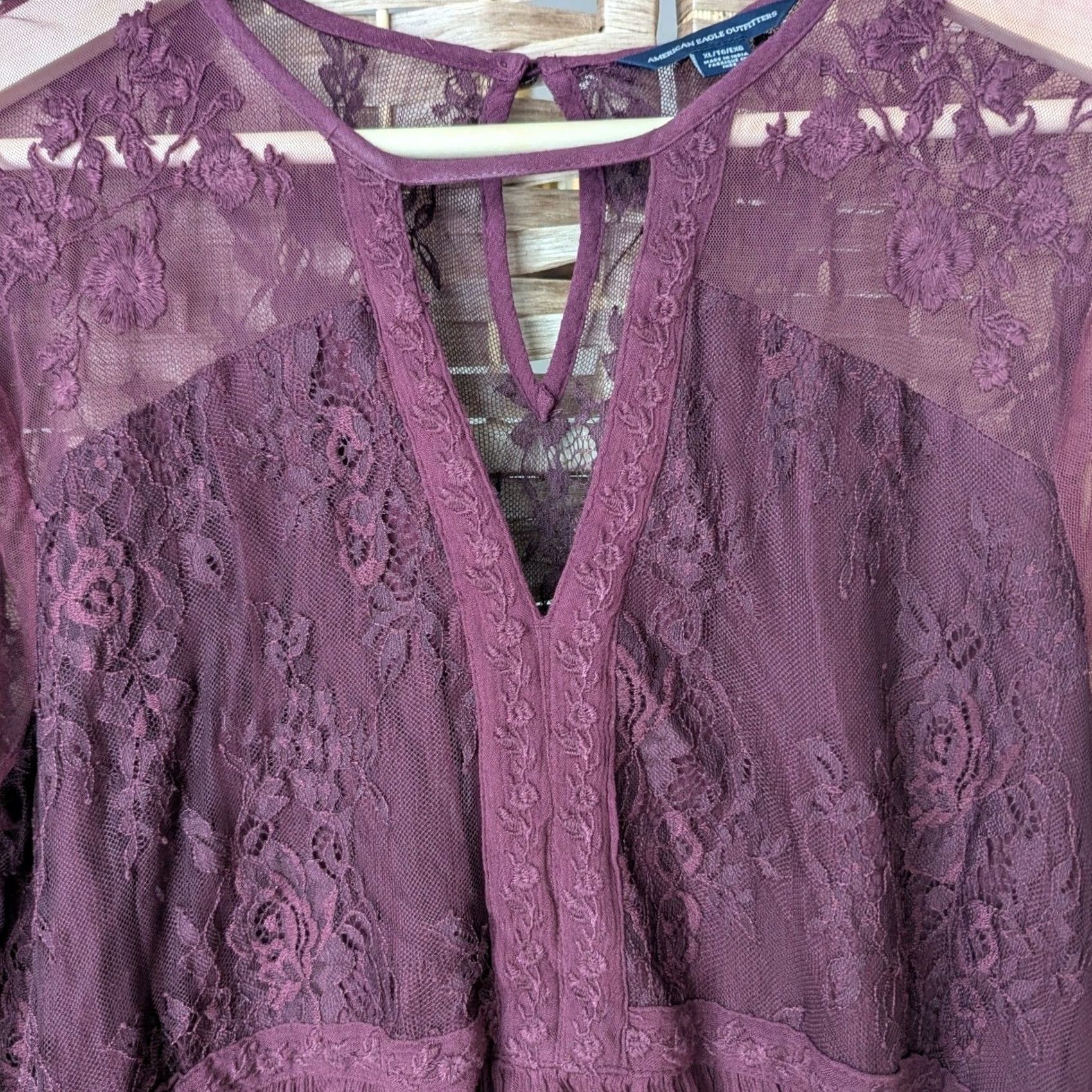 American Eagle Outfitters Burgundy Lace Peasant Top - American Eagle Womens Blouse Size XL / US 12-14 / IT 48-50 - 2 Thumbnail