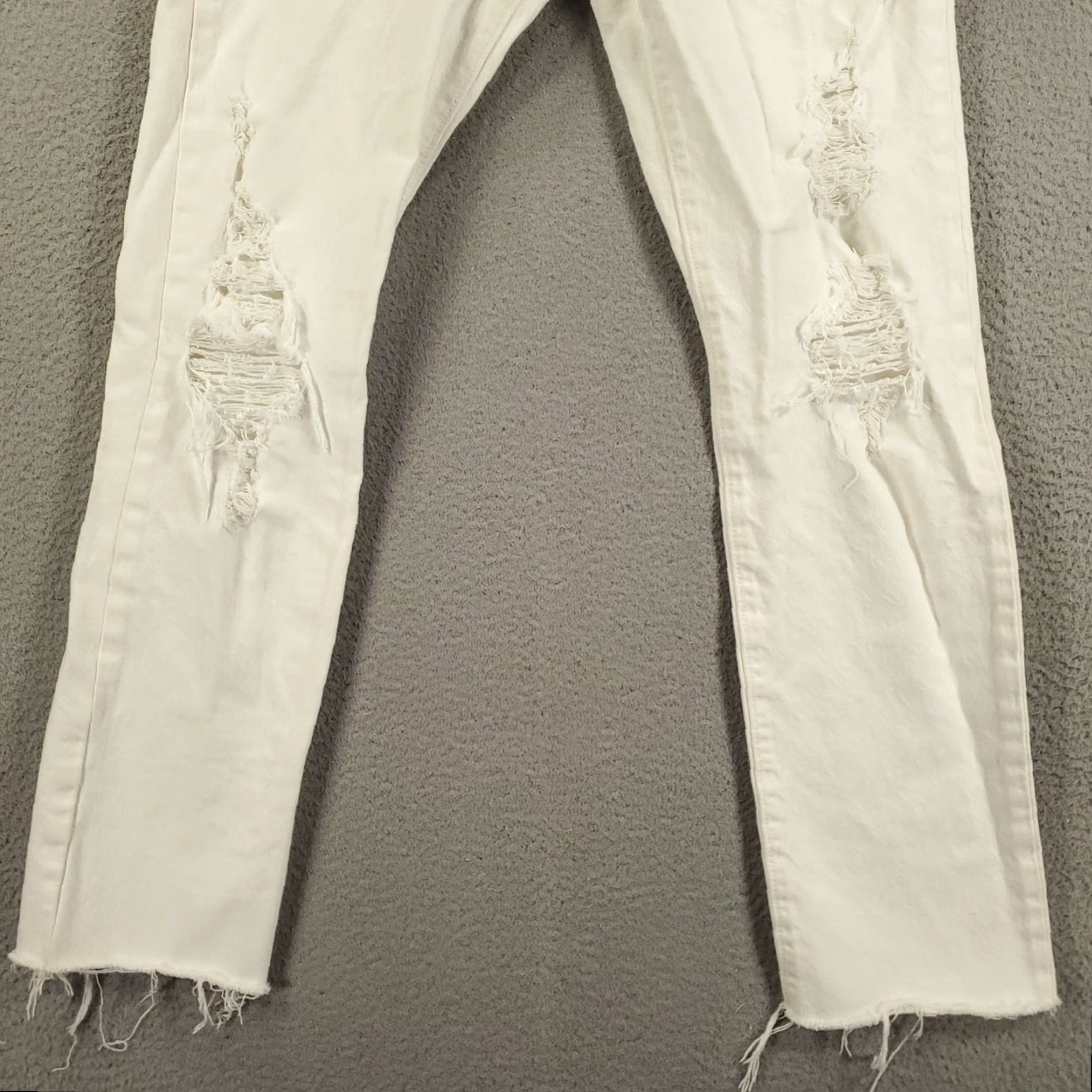 Levi's Levis 501 Jeans Womens 30x32 White Distressed Button Fringe Raw Hem Straight Fit Size 30" / US 8 / IT 44 - 3 Thumbnail