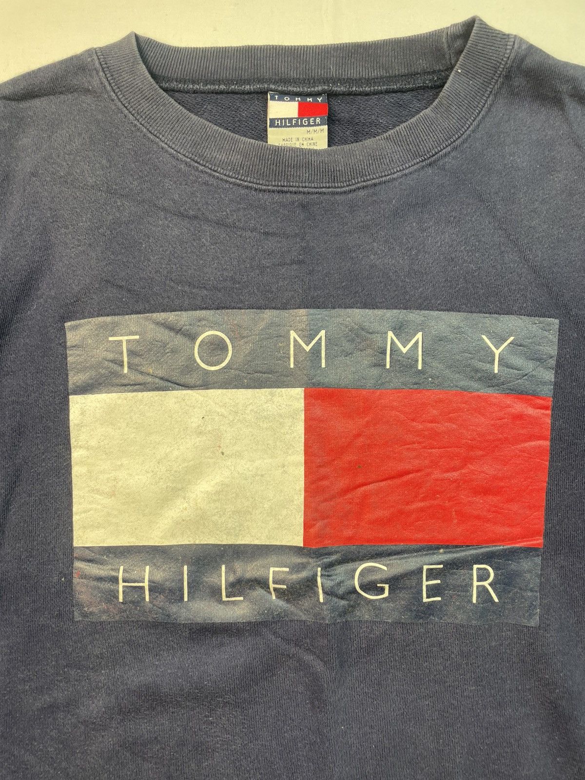 Tommy Hilfiger Vintage Sweatshirt Tommy Hilfiger Spellout Big Logo Size US M / EU 48-50 / 2 - 2 Thumbnail