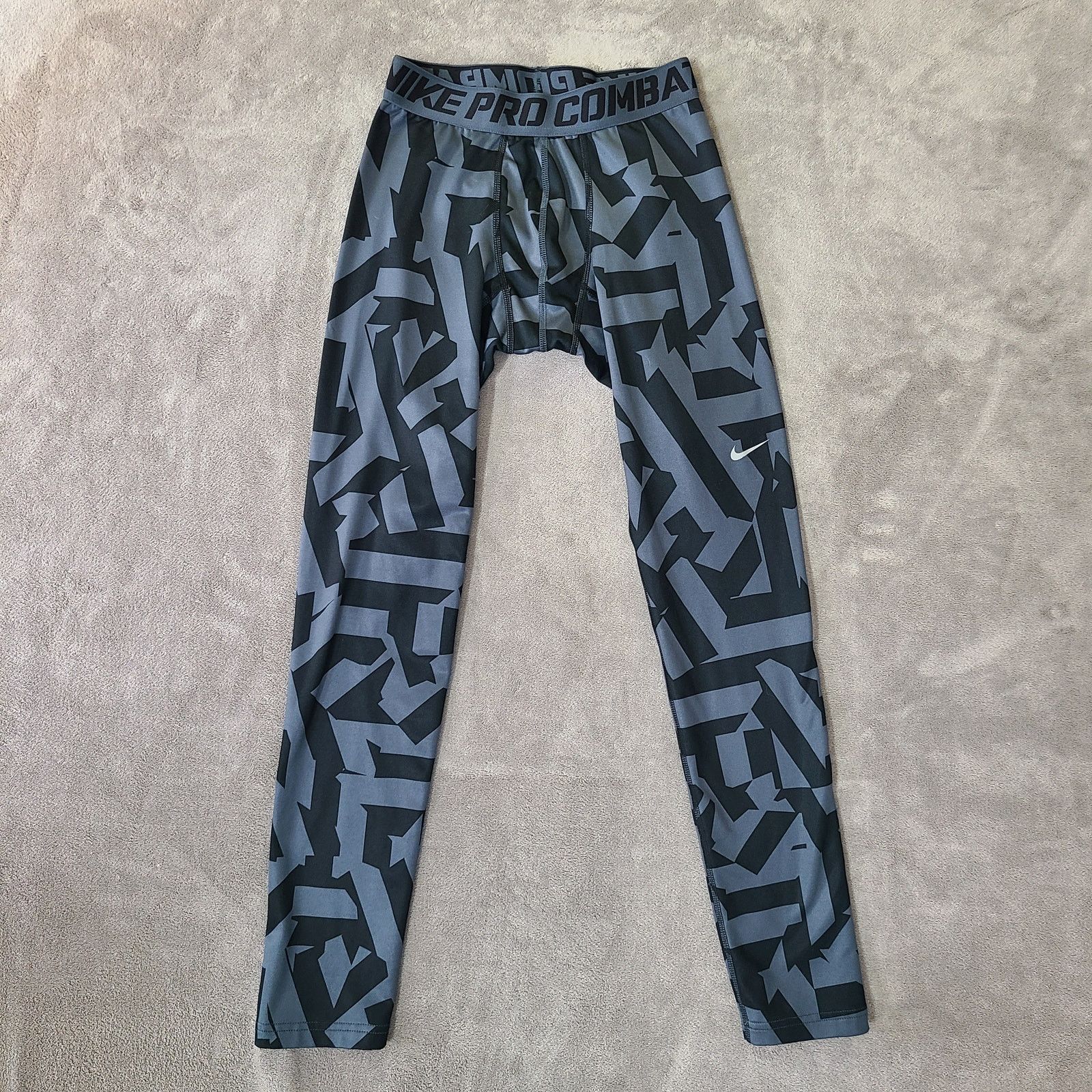 Nike Nike Pro Combat Women's L Graphic Leggings Black/Gray Size 25" / US 0 / IT 36 - 1 Thumbnail