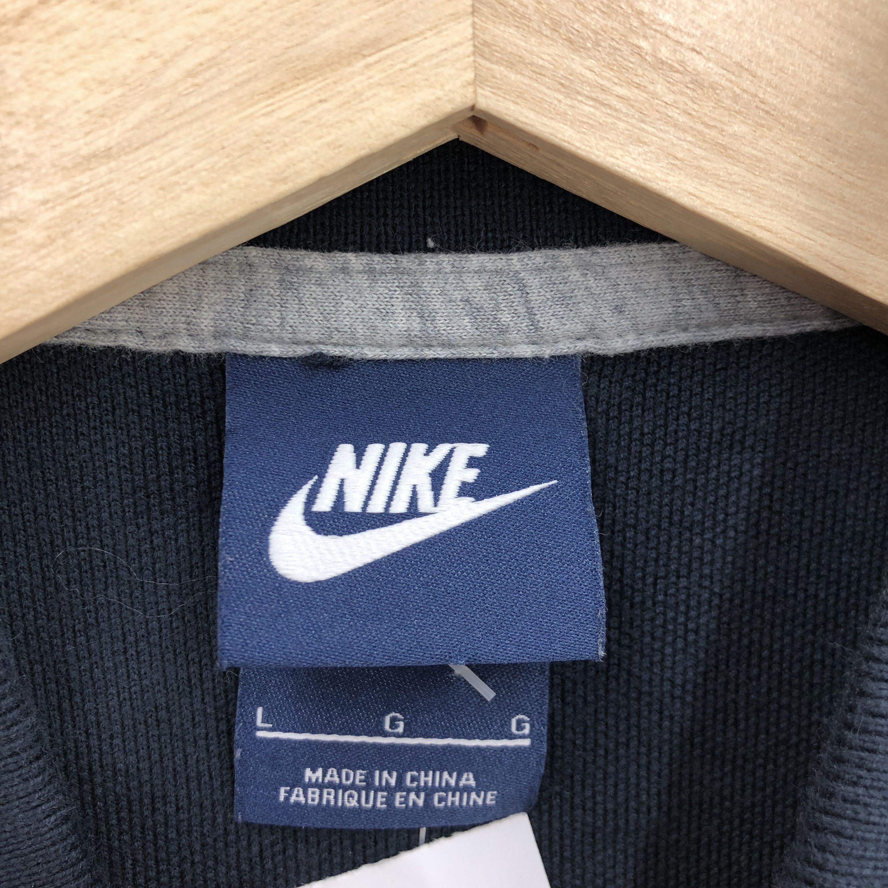 Nike Vintage Y2K Nike T Shirt Nike Swoosh Tees Polo's Shirt Tees Size US M / EU 48-50 / 2 - 5 Thumbnail