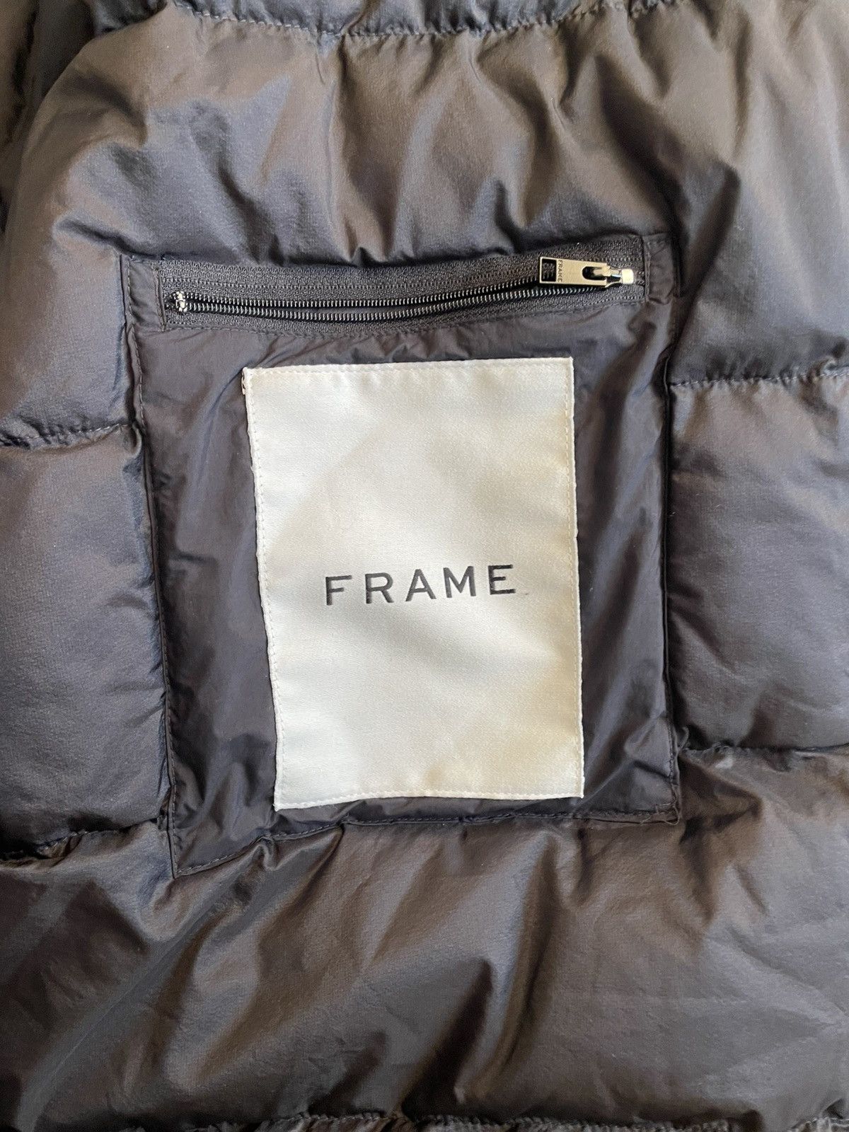 Frame Frame Duvet Coat Black Large - New with tats Size US L / EU 52-54 / 3 - 8 Thumbnail