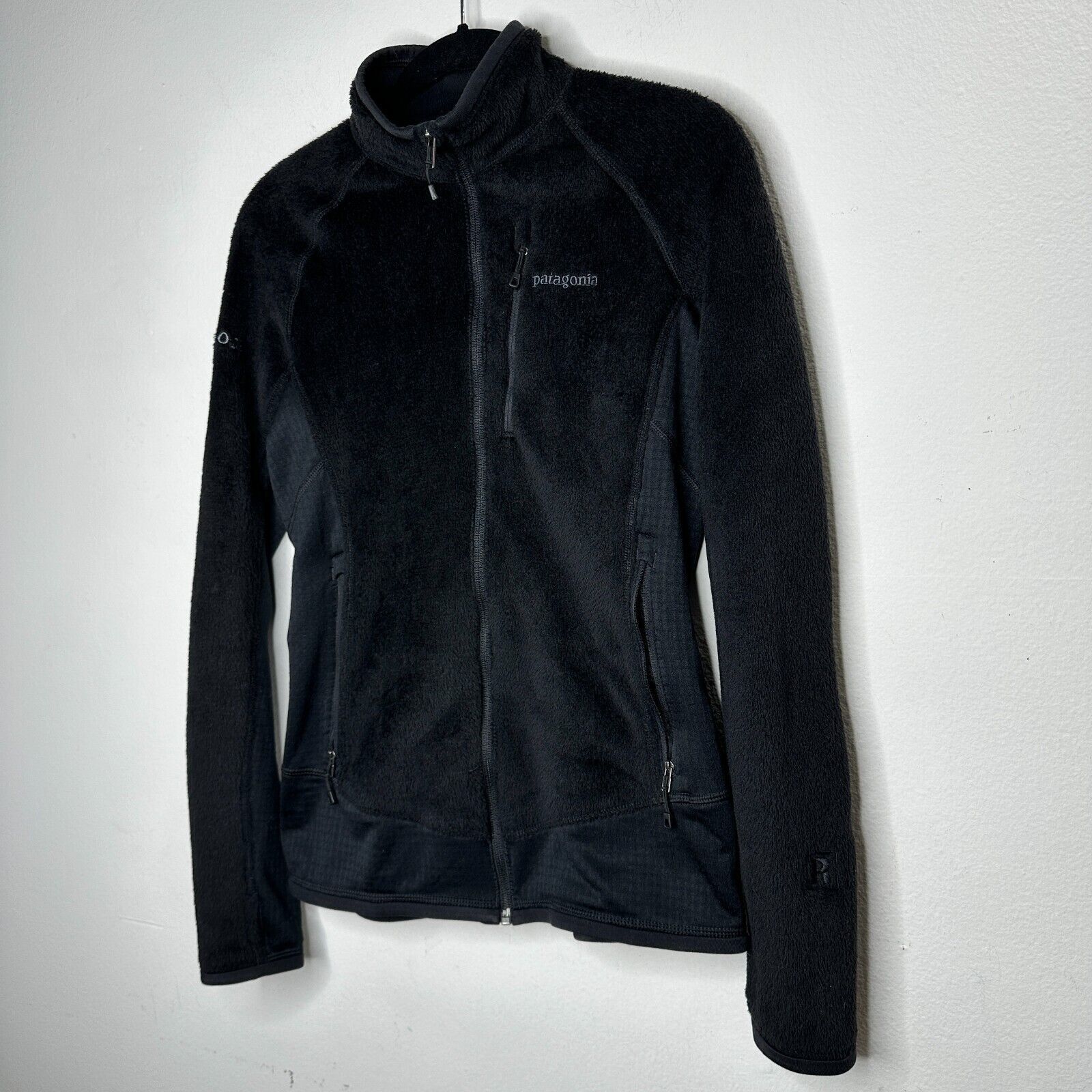 Patagonia Patagonia Black Fuzzy Long Sleeve Front Zip Fitted Jacket S Size S / US 4 / IT 40 - 2 Thumbnail