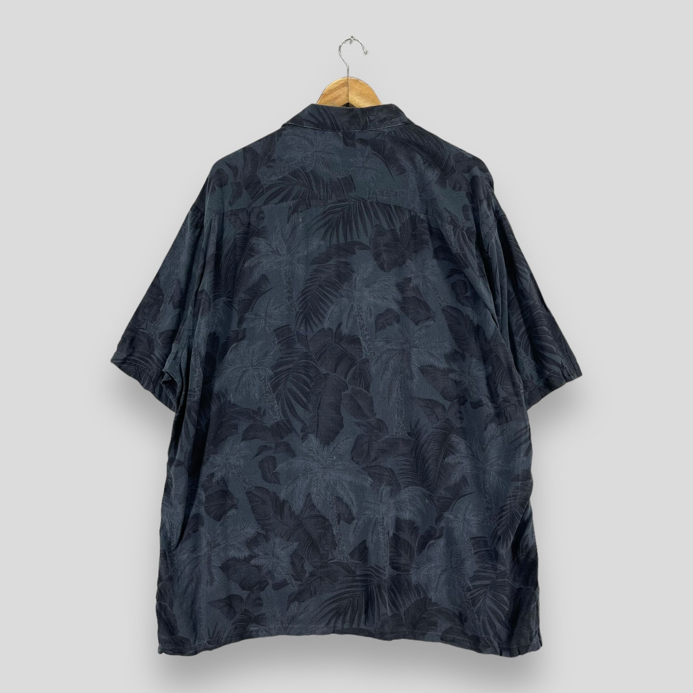 Japanese Brand × Vintage Vintage PIERRE CARDIN Island Tropical Beach Motive Shirt Size US XL / EU 56 / 4 - 7 Thumbnail