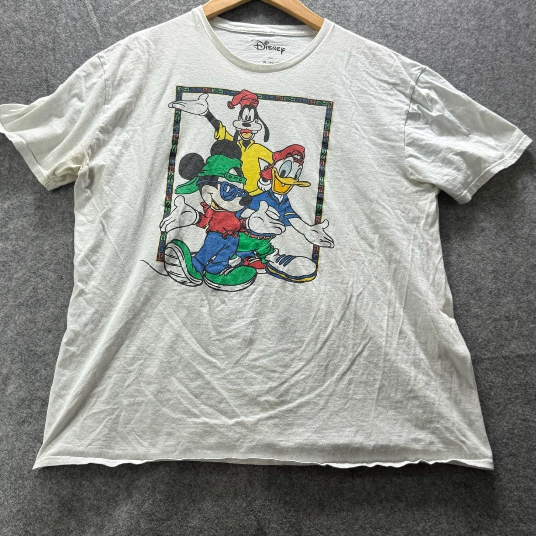 Disney Disney Shirt XL White Graphic Tee Mickey Donald Goofy Photo Y2k Vibe Men’s Tagsless Crew Neck Short Sleeve Shirt Size US XL / EU 56 / 4 - 2 Thumbnail