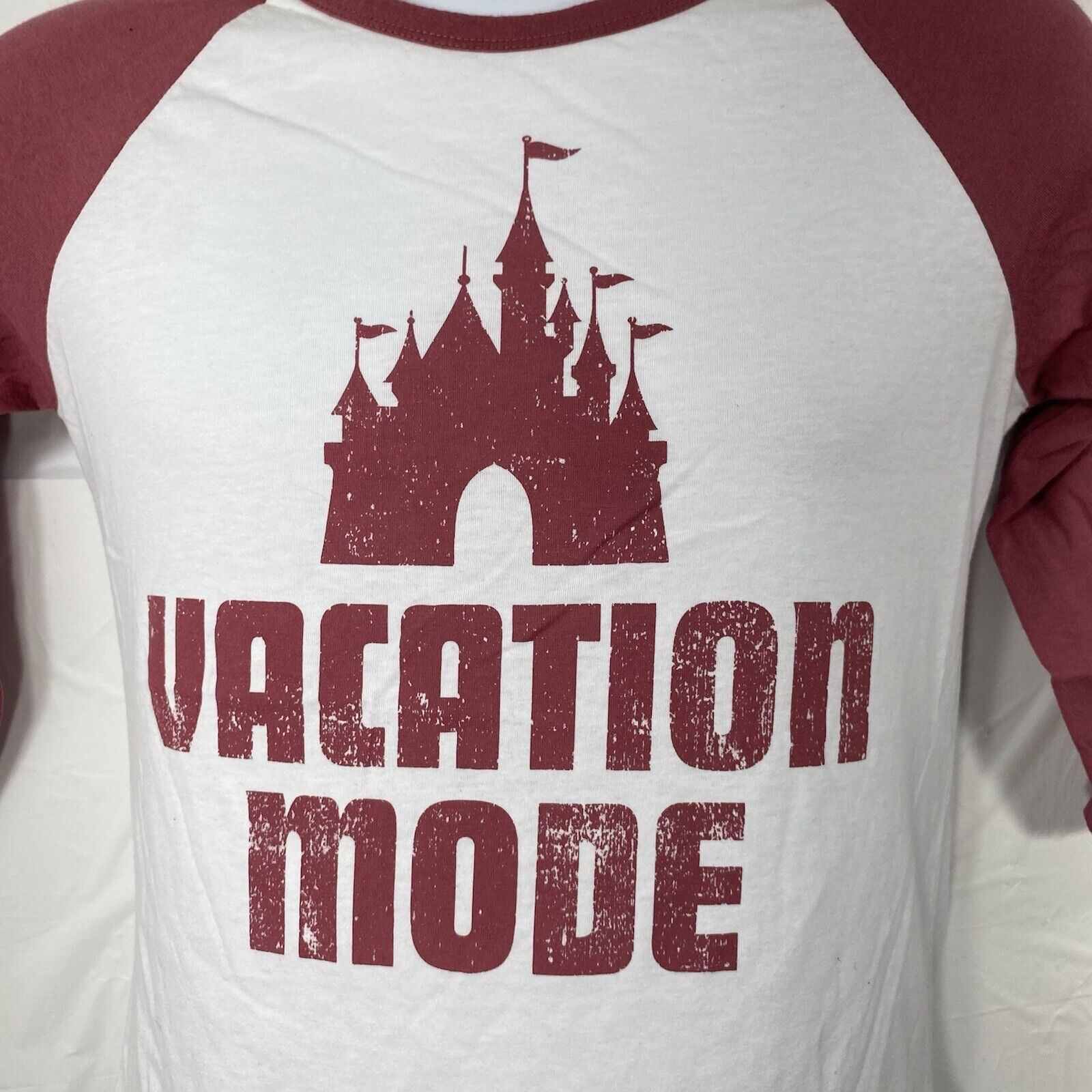 Disney Disney Parks 3/4 Sleeve 'Vacation Mode' Castle Graphic Tee Size US S / EU 44-46 / 1 - 2 Thumbnail