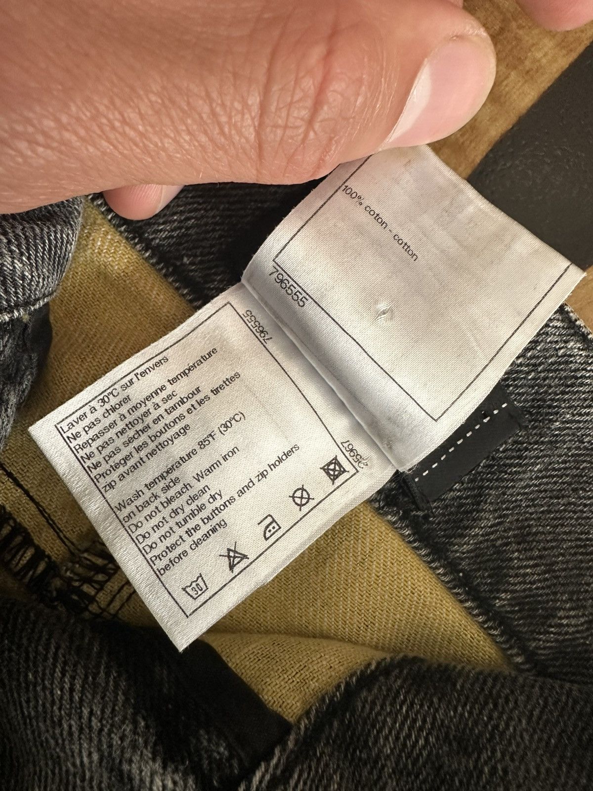 Chanel Chanel S/S 2004 Distressed Mini Skirt Size 27" / US 4 / IT 40 - 7 Thumbnail