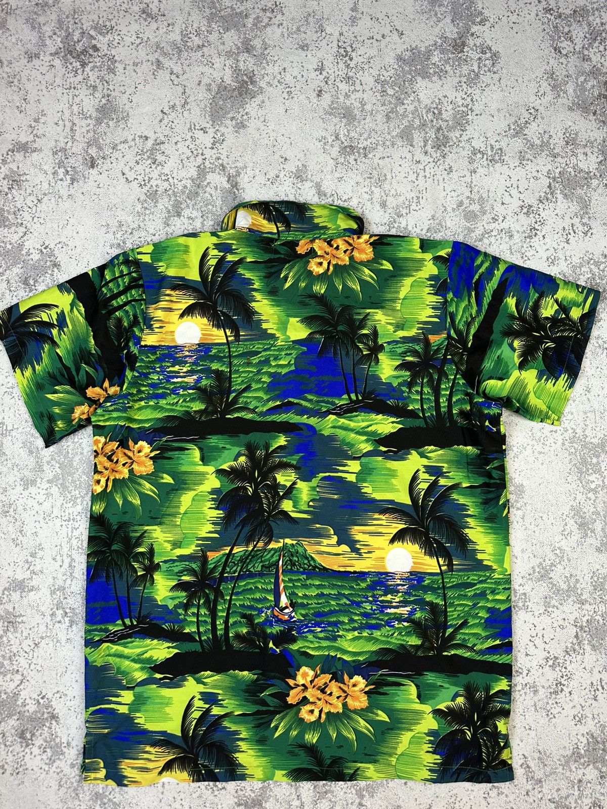 Vintage Vintage Hawaiian Shirt Tree Green Ocean Sunset Print Size US L / EU 52-54 / 3 - 2 Thumbnail